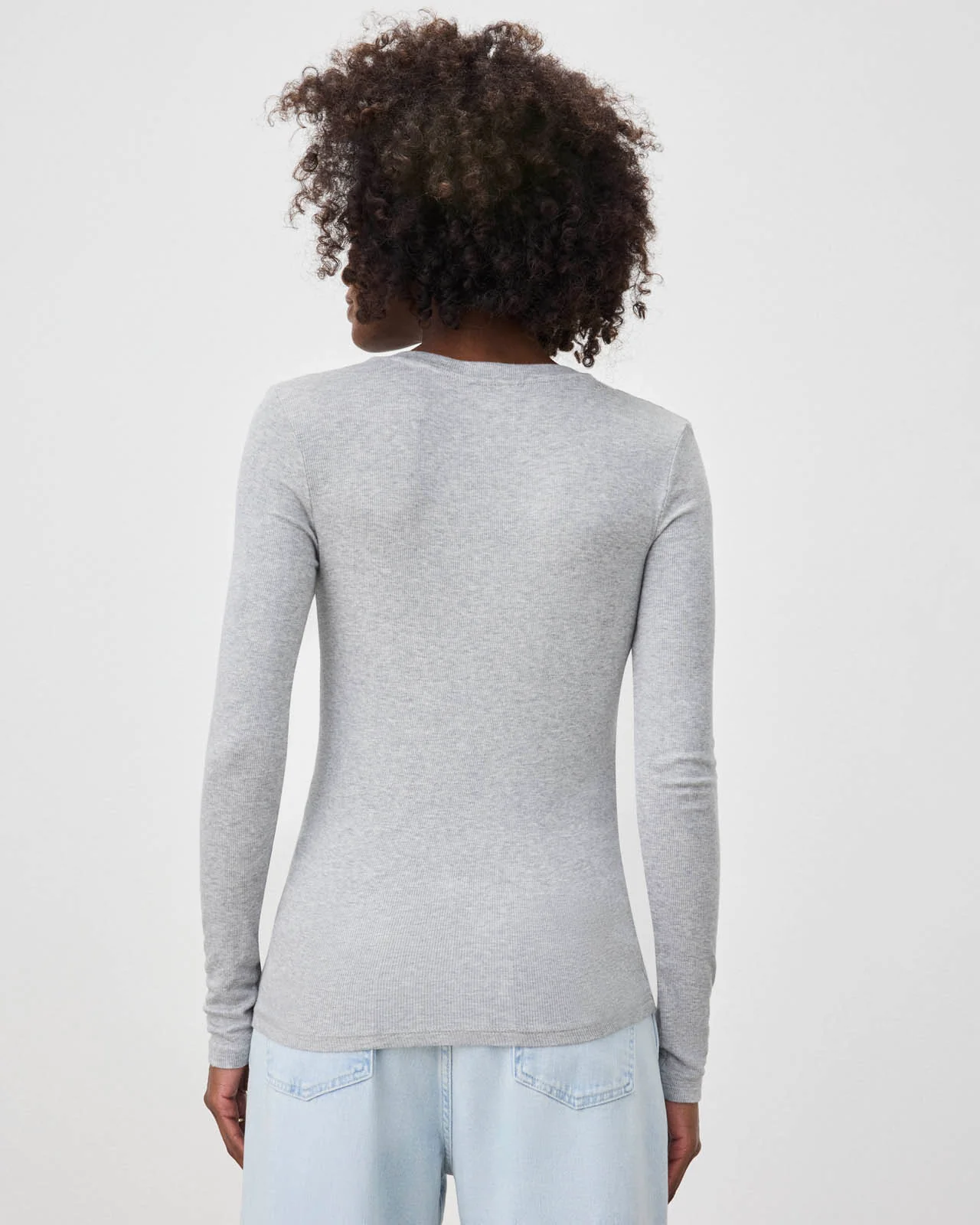 Valley Rib V-Neck - Image 11