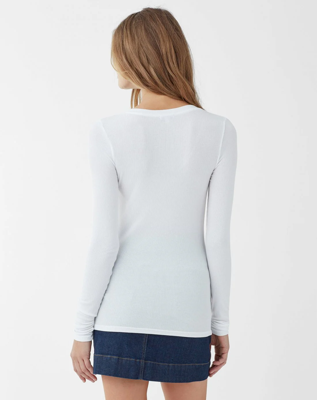Valley Rib V-Neck - Image 15