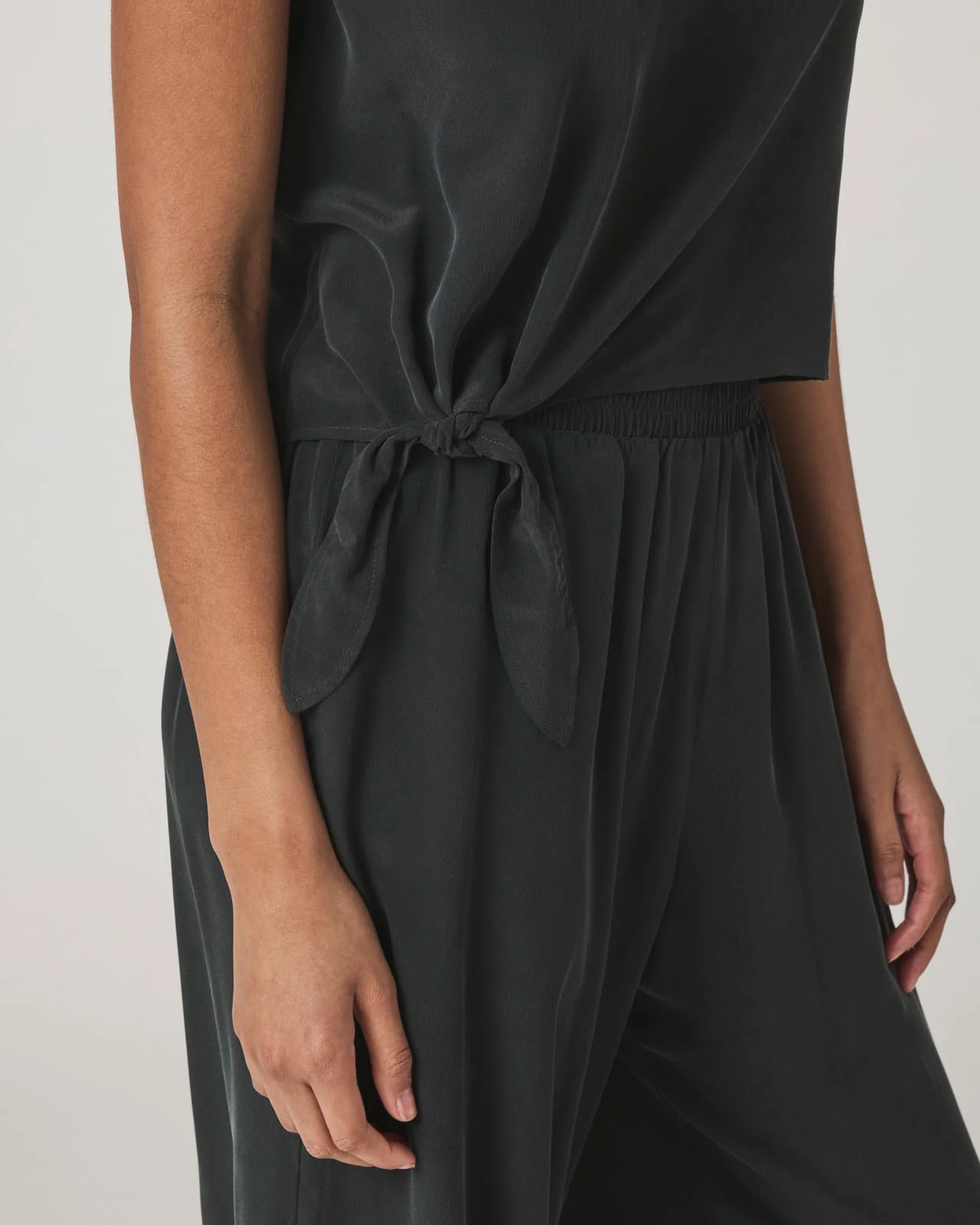 Alessandra Silk Short Sleeve Top - Image 4