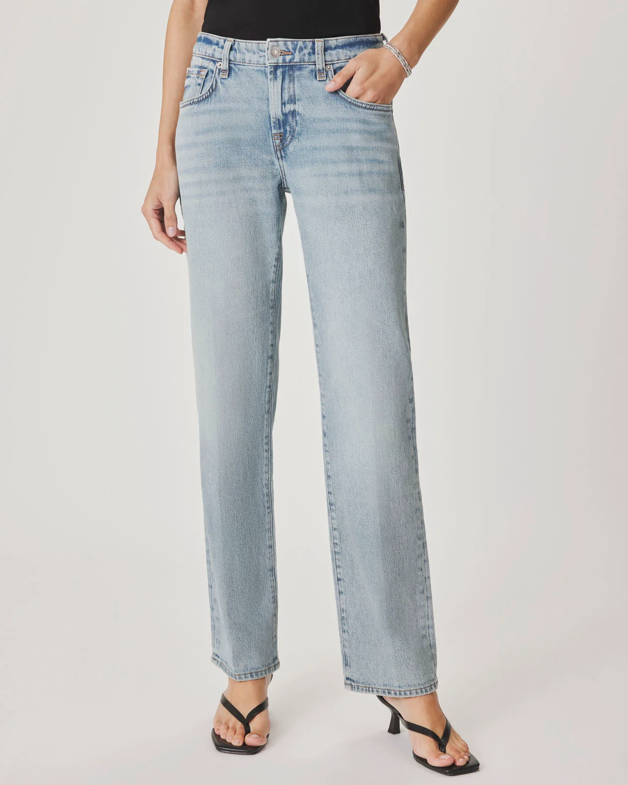 Alie Straight Leg Jean in Light Wash