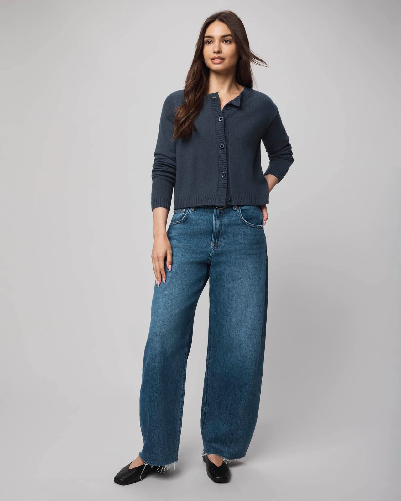 Amber Cropped Cardigan - Image 15