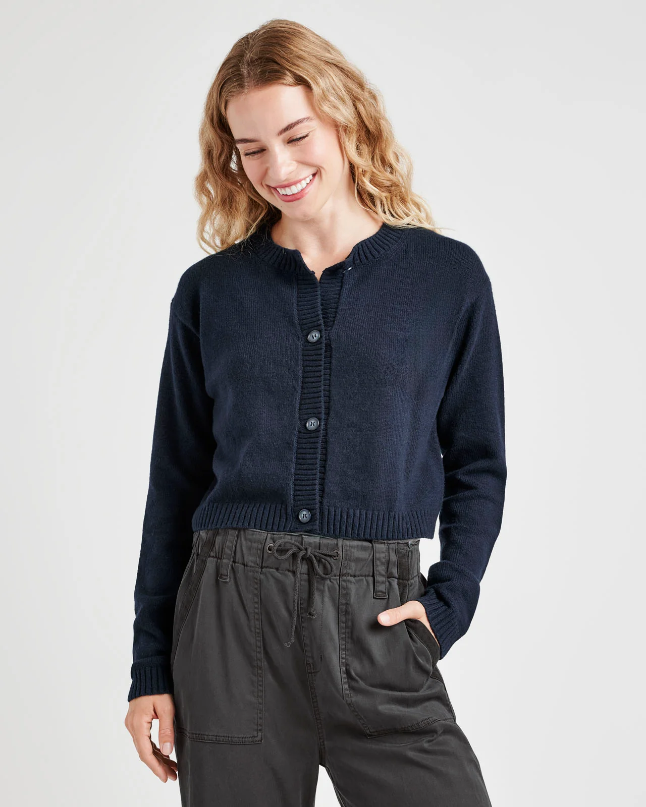 Amber Cropped Cardigan - Image 25