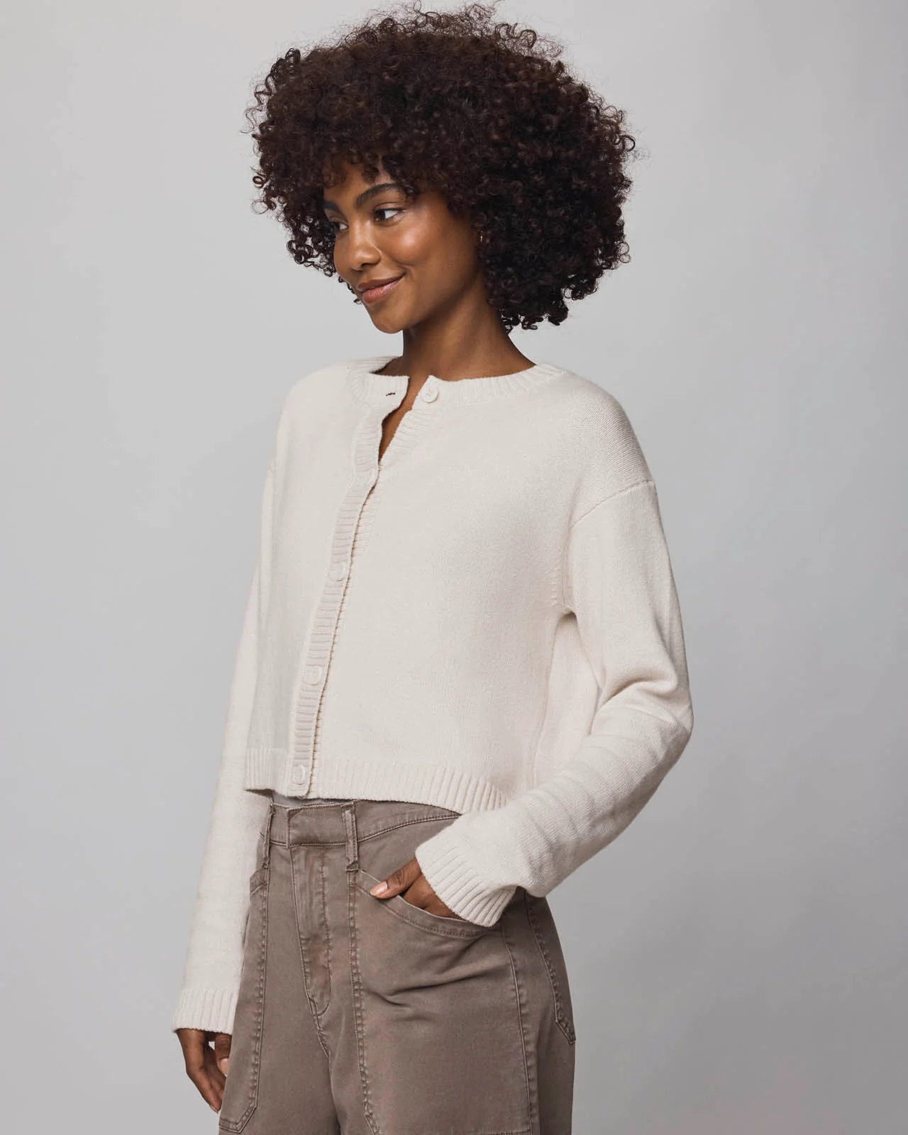 Amber Cropped Cardigan - Image 9