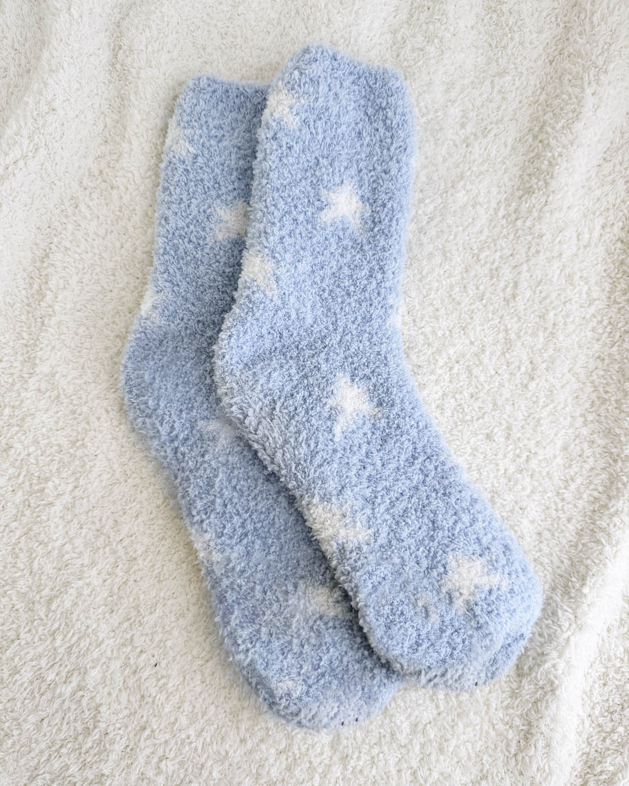 Blue Star Bia Fuzzy Socks - Image 2
