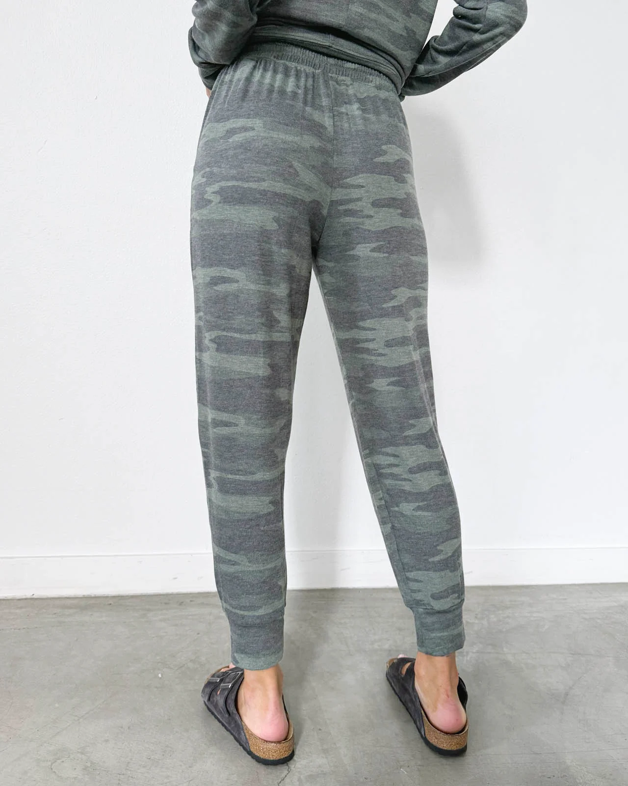 Supersoft Camo Jogger - Image 4