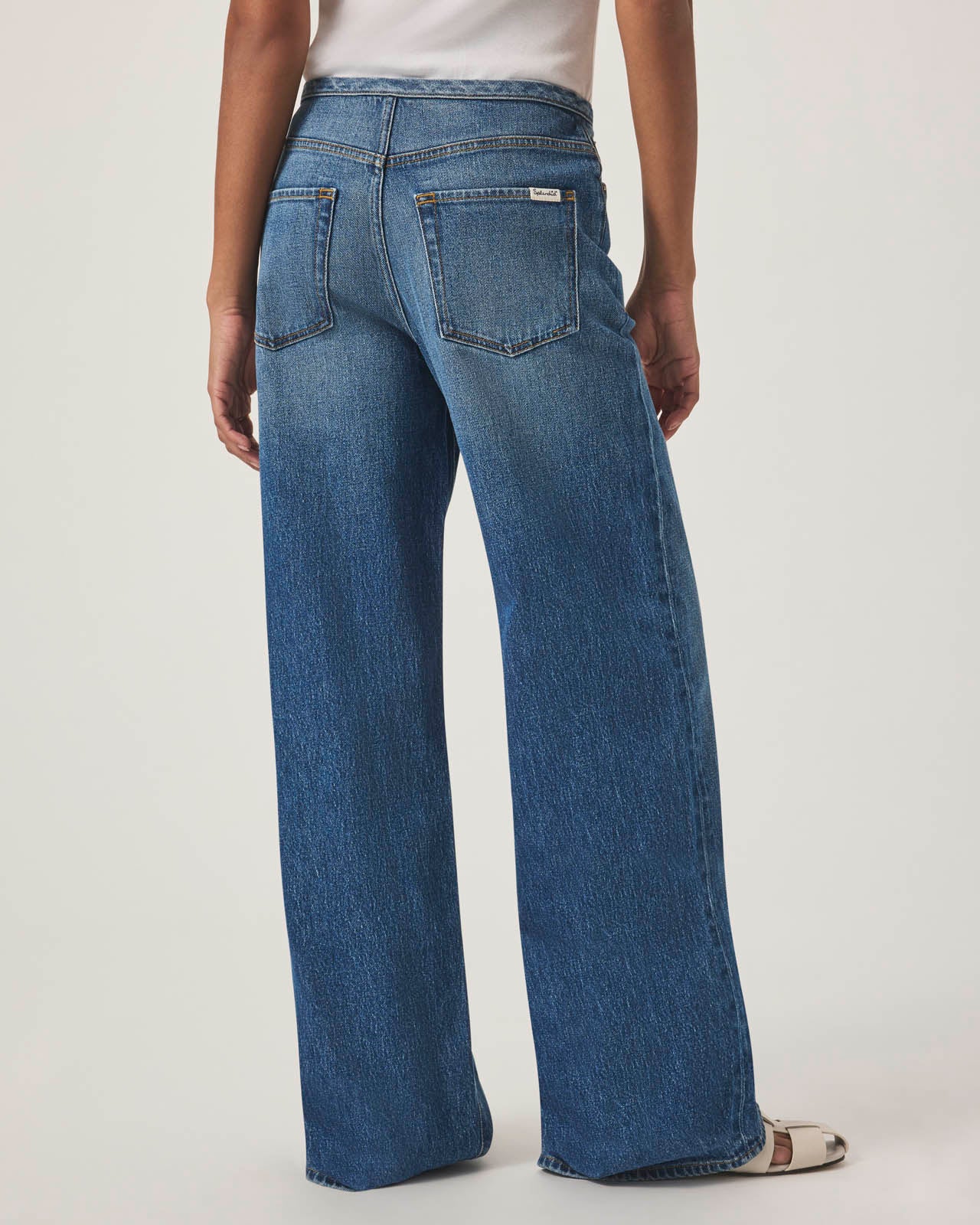 Cut Waist Relax Wide Leg Jean - Image 4