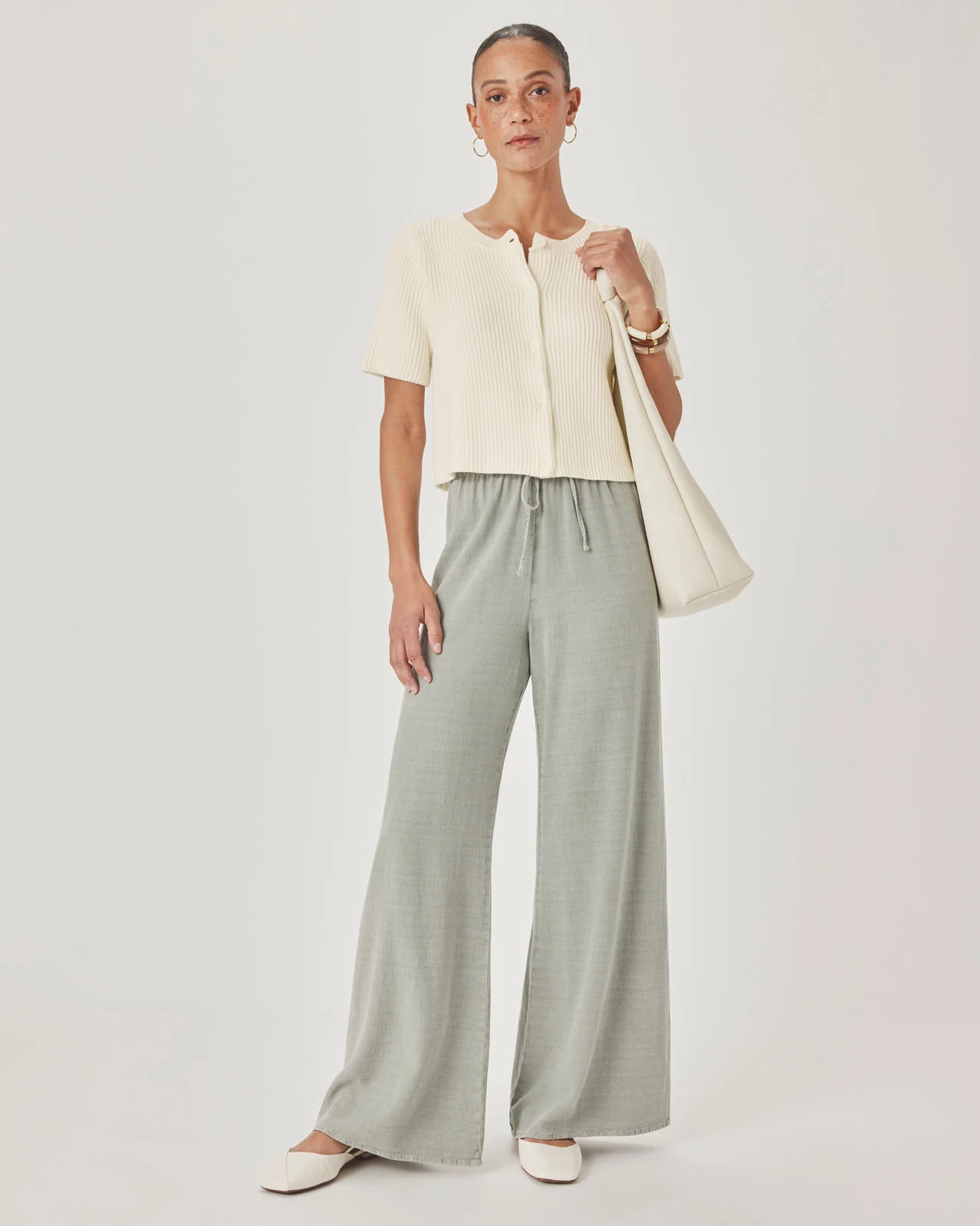 Delilah Short Sleeve Cardigan - Image 2