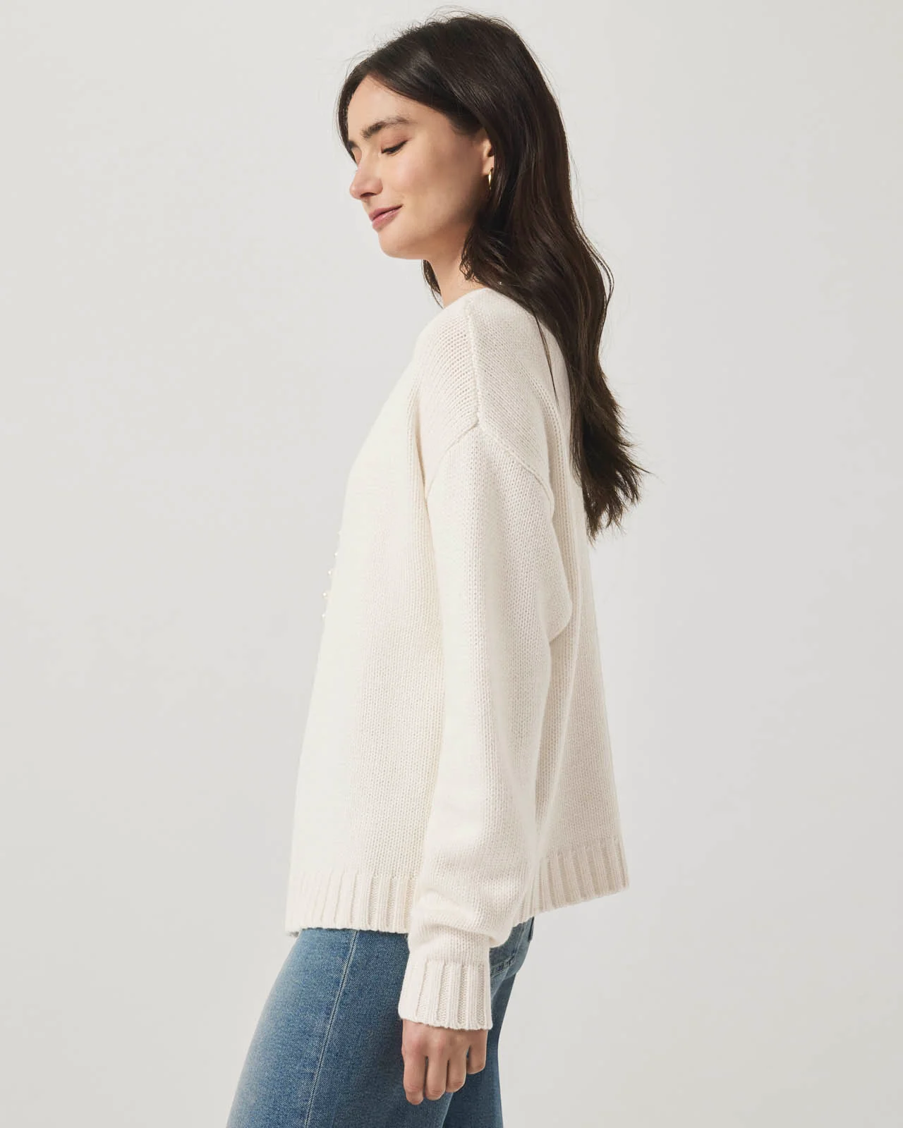 Emmy Cashblend Pearl Cardigan - Image 10