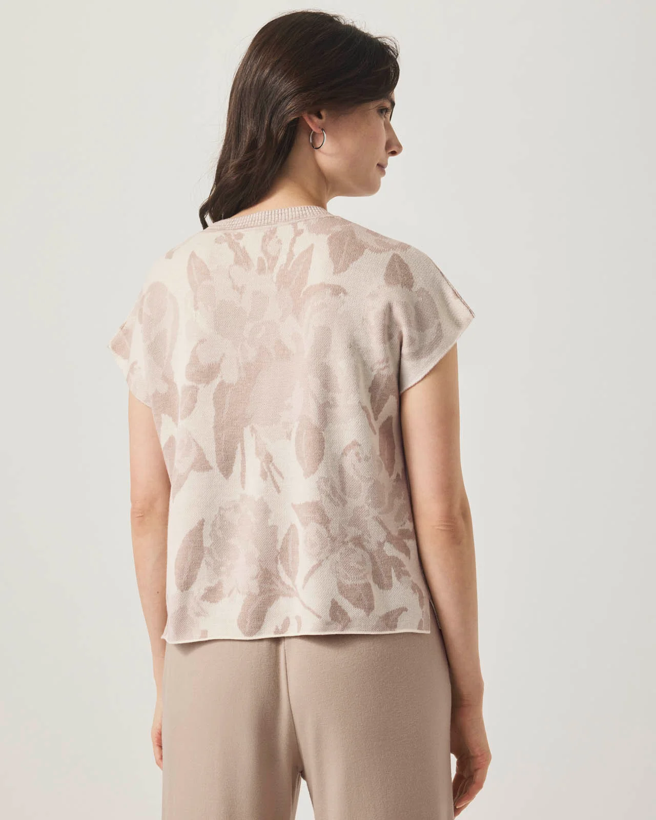 Flora Floral Short Sleeve Sweater - Image 14