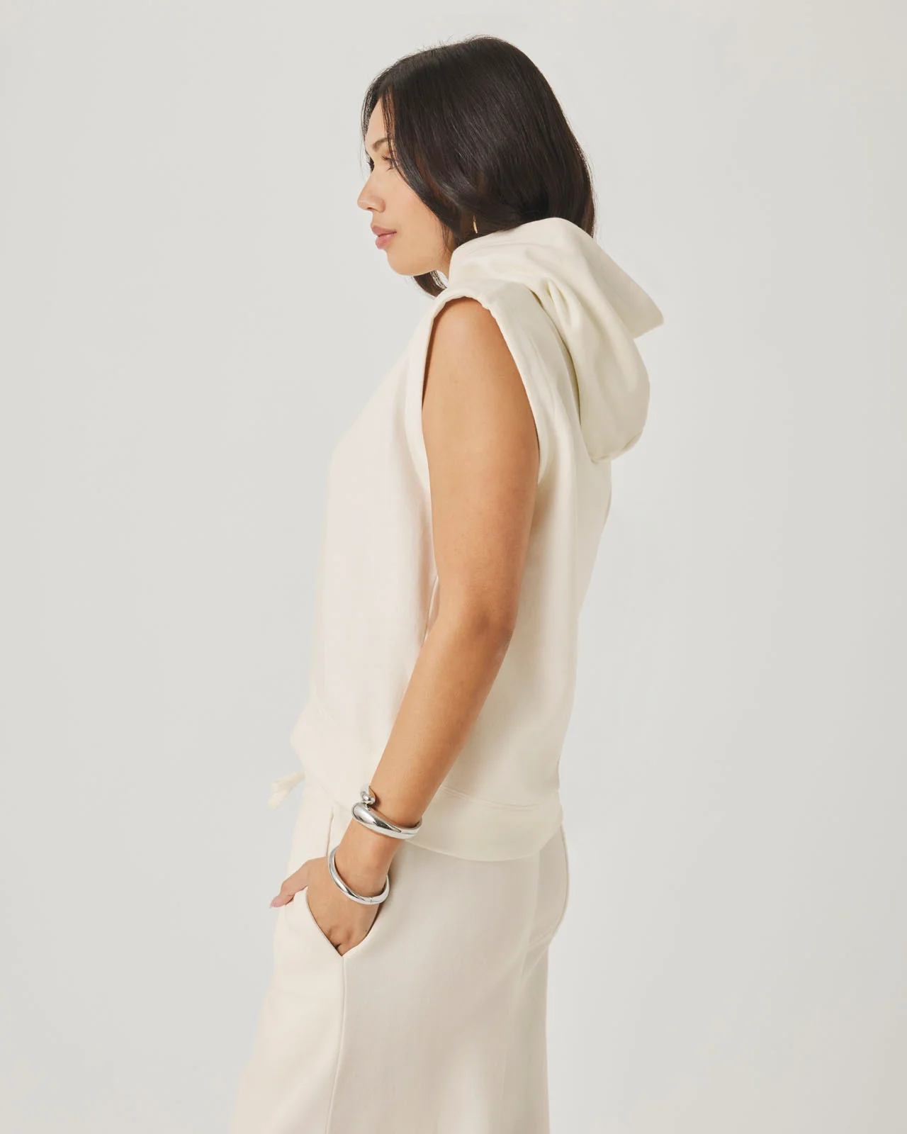 Greta Sleeveless Hoodie - Image 8