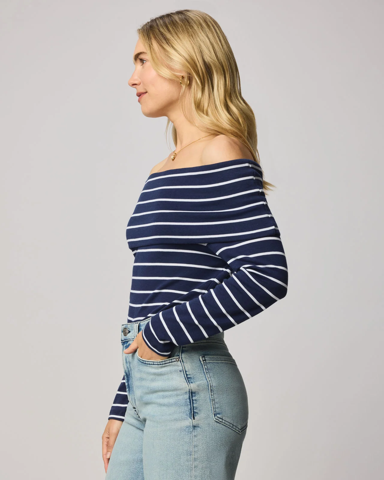 Josie Off-the-Shoulder Top - Image 9