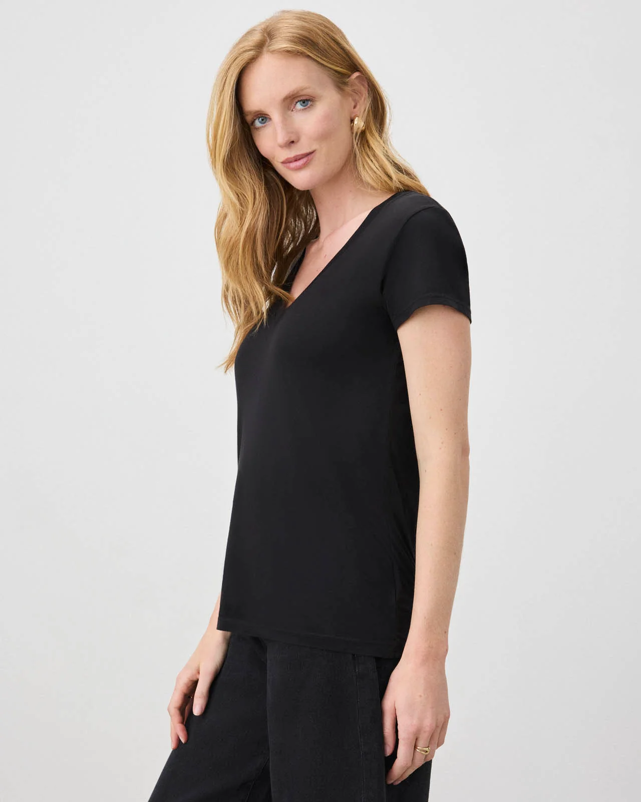Kate V-Neck Tee - Image 14