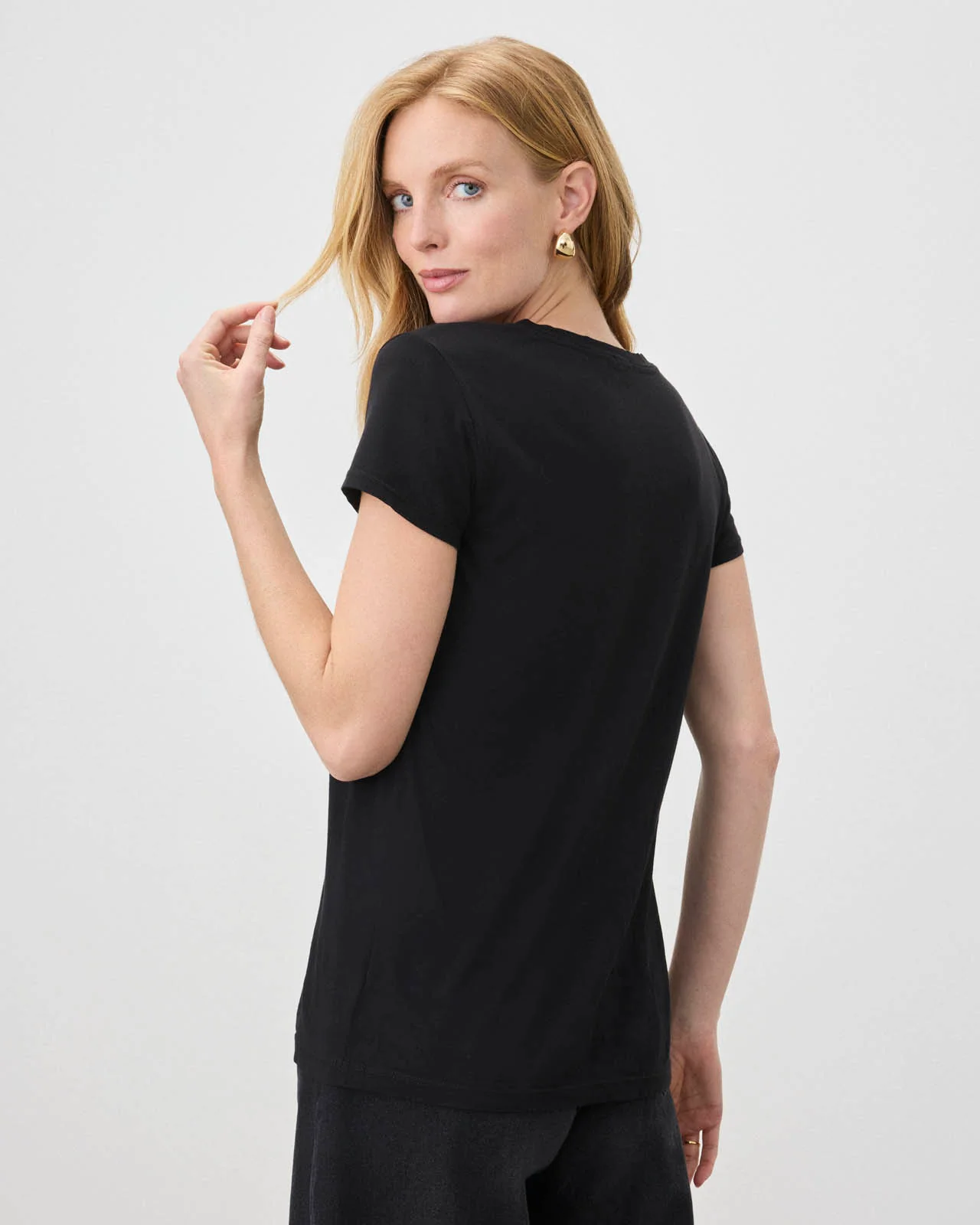 Kate V-Neck Tee - Image 15