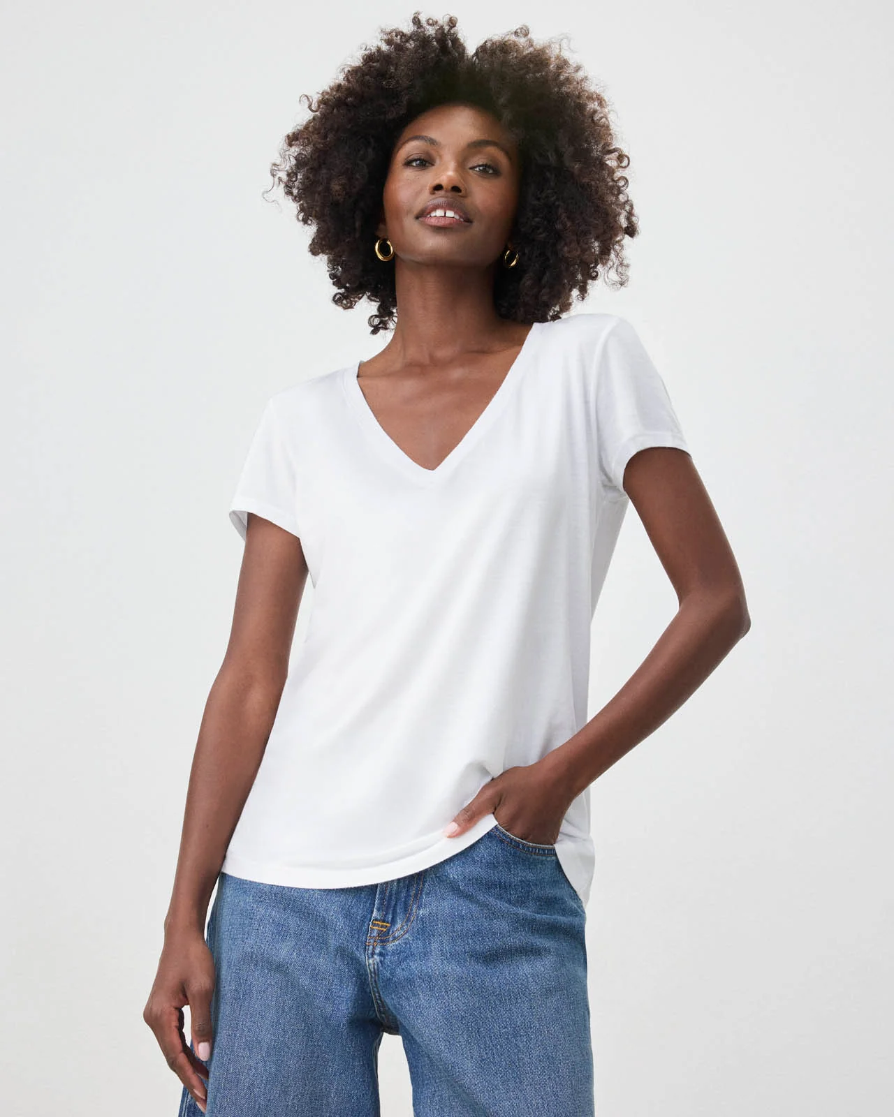 Kate V-Neck Tee - Image 4
