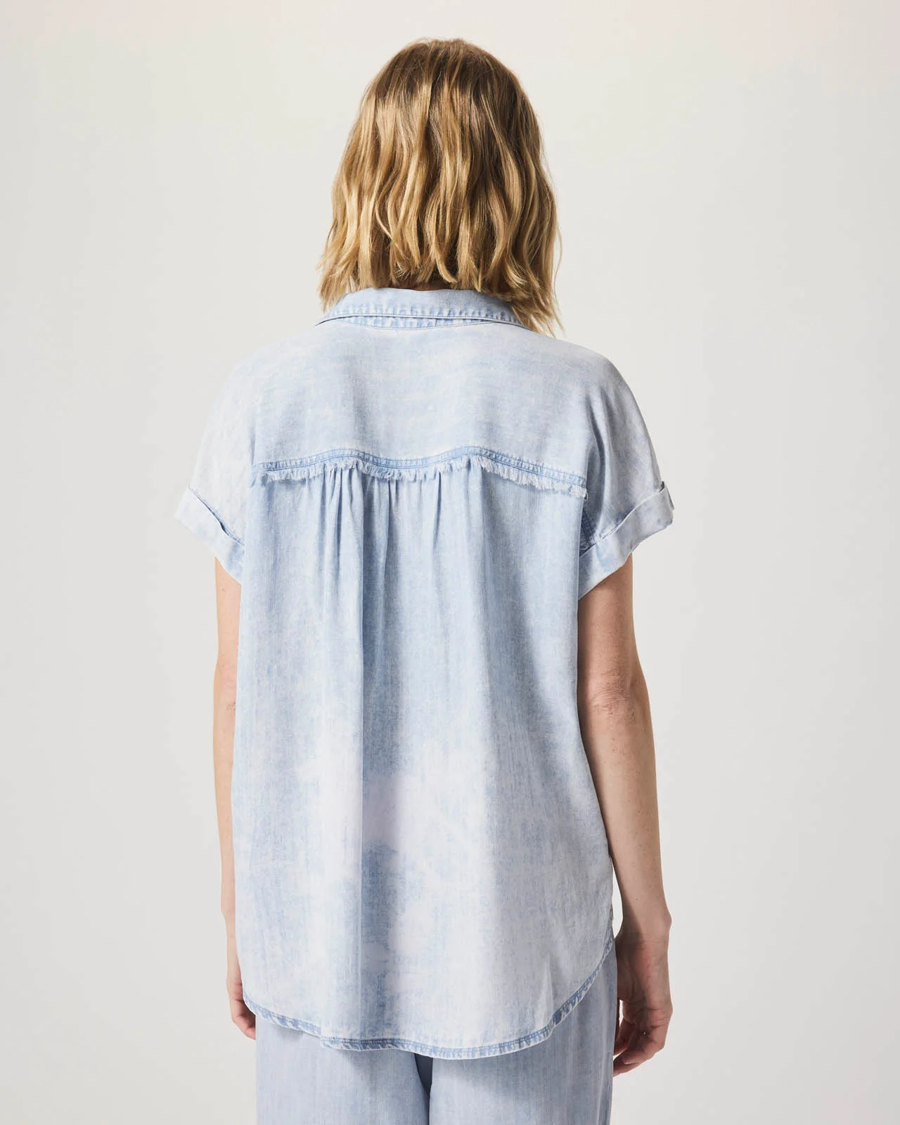 Kathryn Chambray Short Sleeve Shirt - Image 11