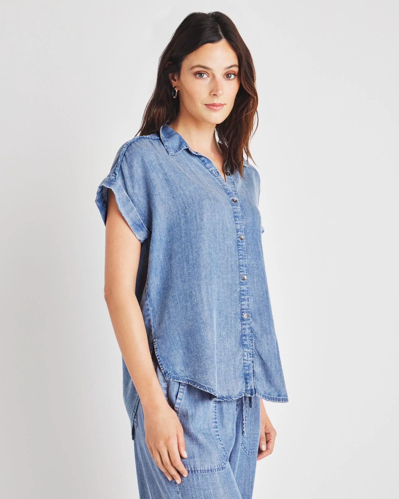 Kathryn Chambray Short Sleeve Shirt - Image 5