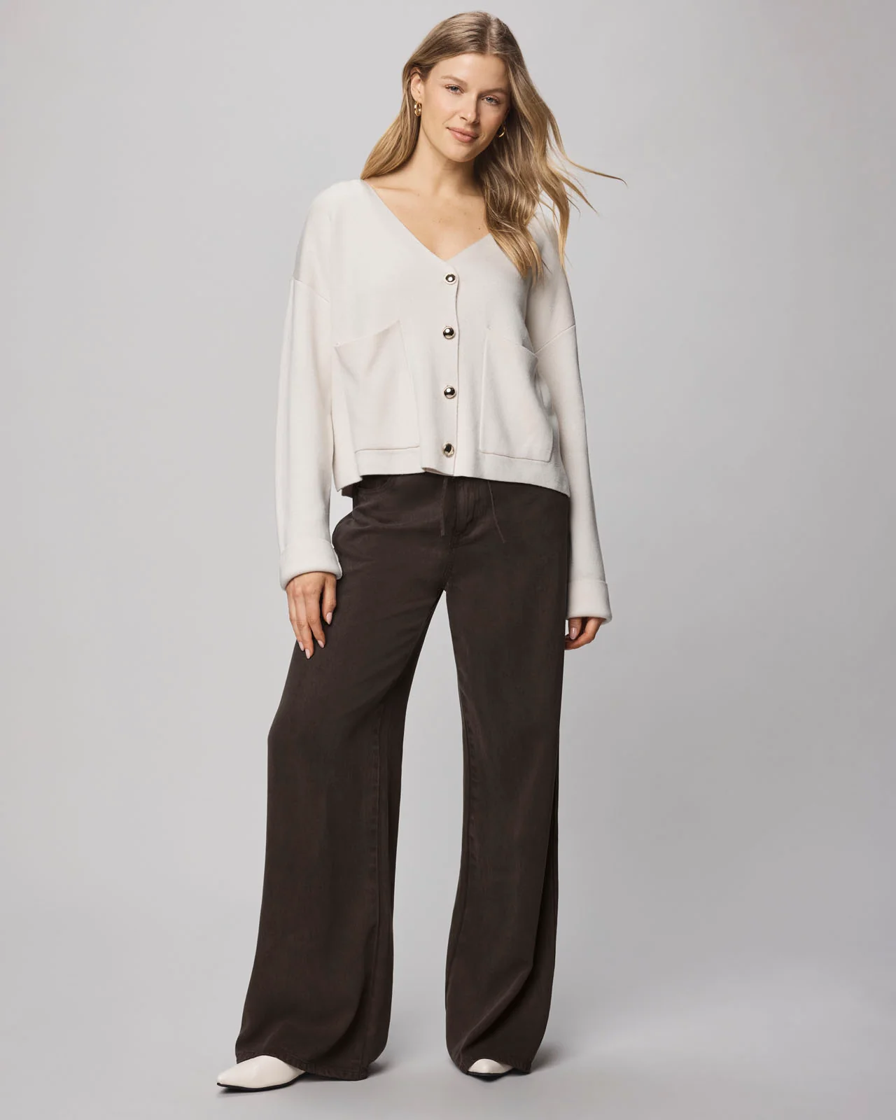 Libby Cropped Cardigan - Image 9