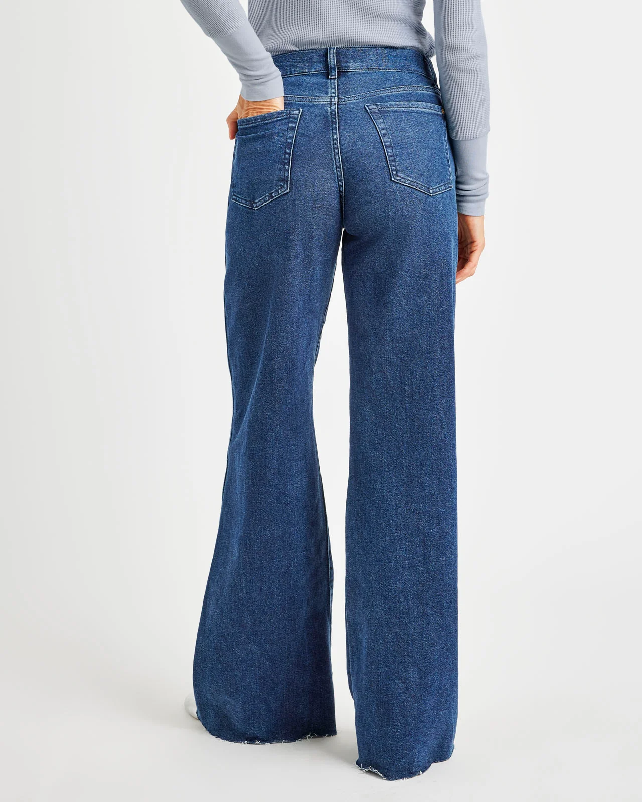 Light Wash Straight Leg Raw Hem Jean - Image 5