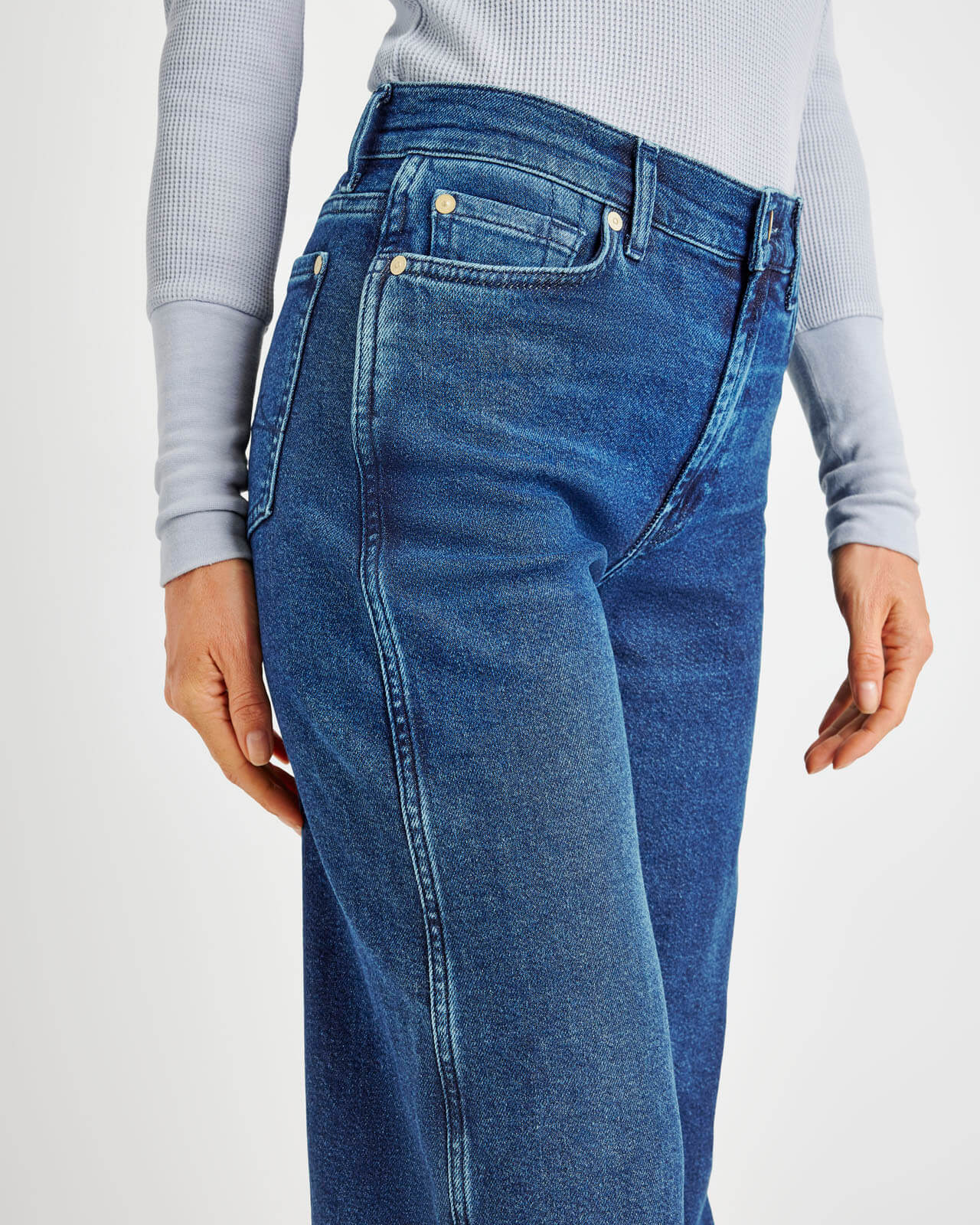 Light Wash Straight Leg Raw Hem Jean - Image 6