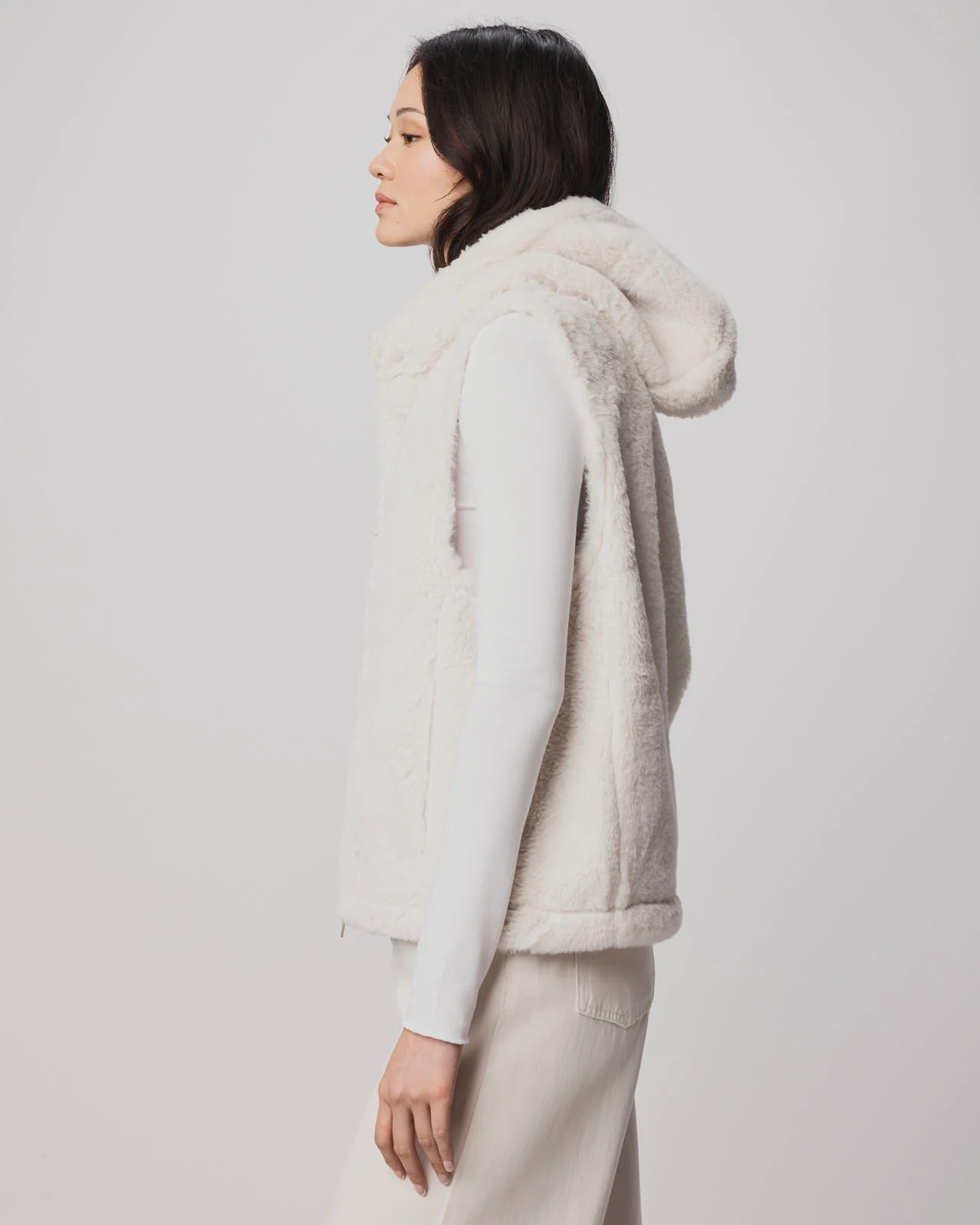Lucia Fur Vest - Image 10