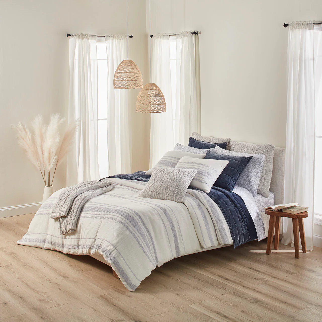 Pace Duvet Set - Image 2