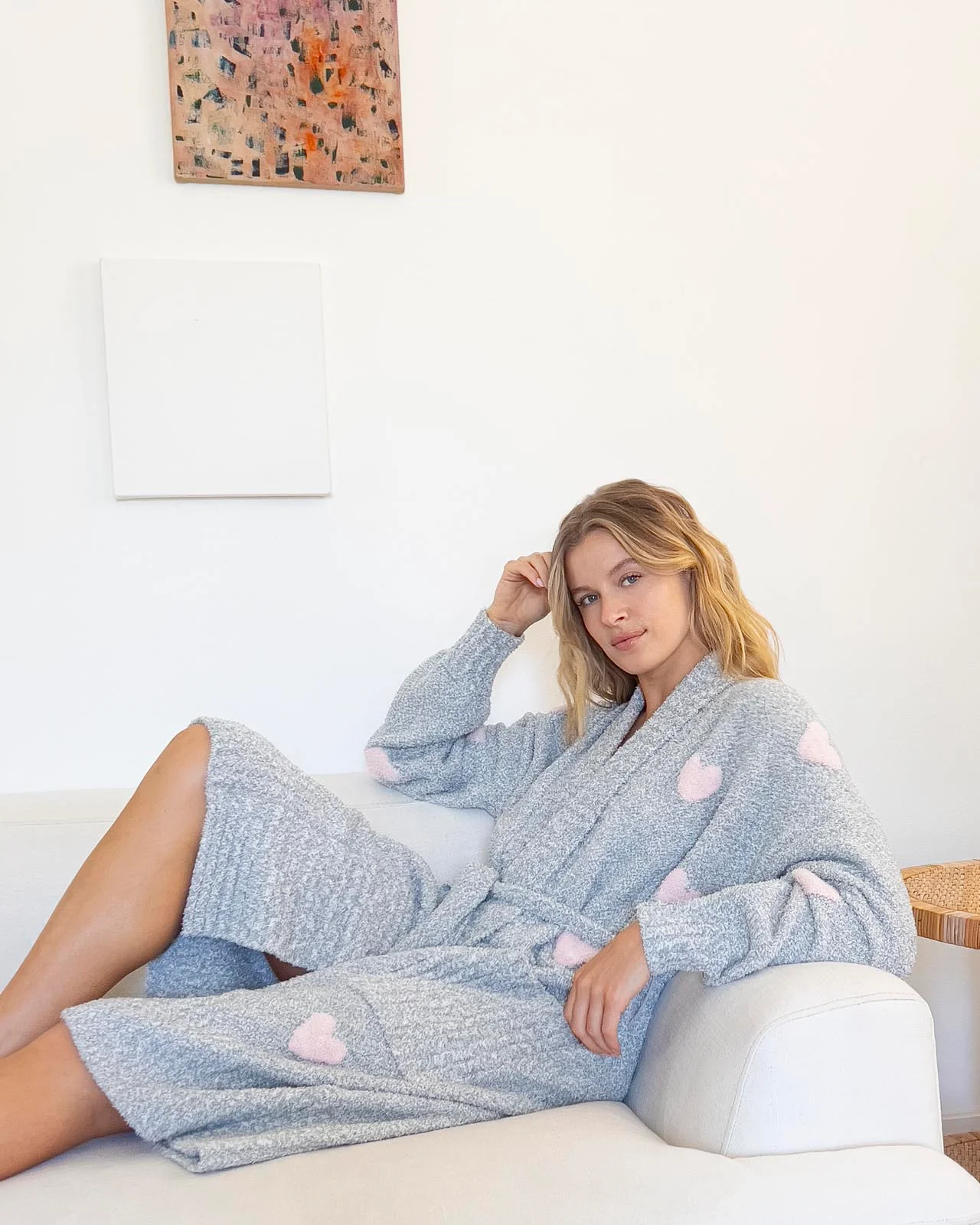 Pomona Fuzzy Yarn Hearts Robe - Image 2