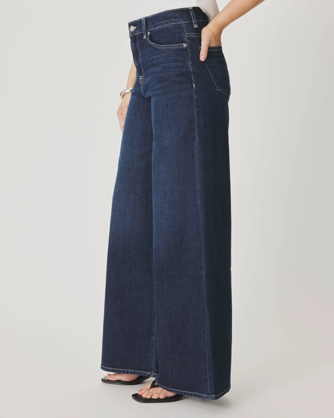 Ravyn Cuffed Wide Leg Jean in Dark Wash - Image 4