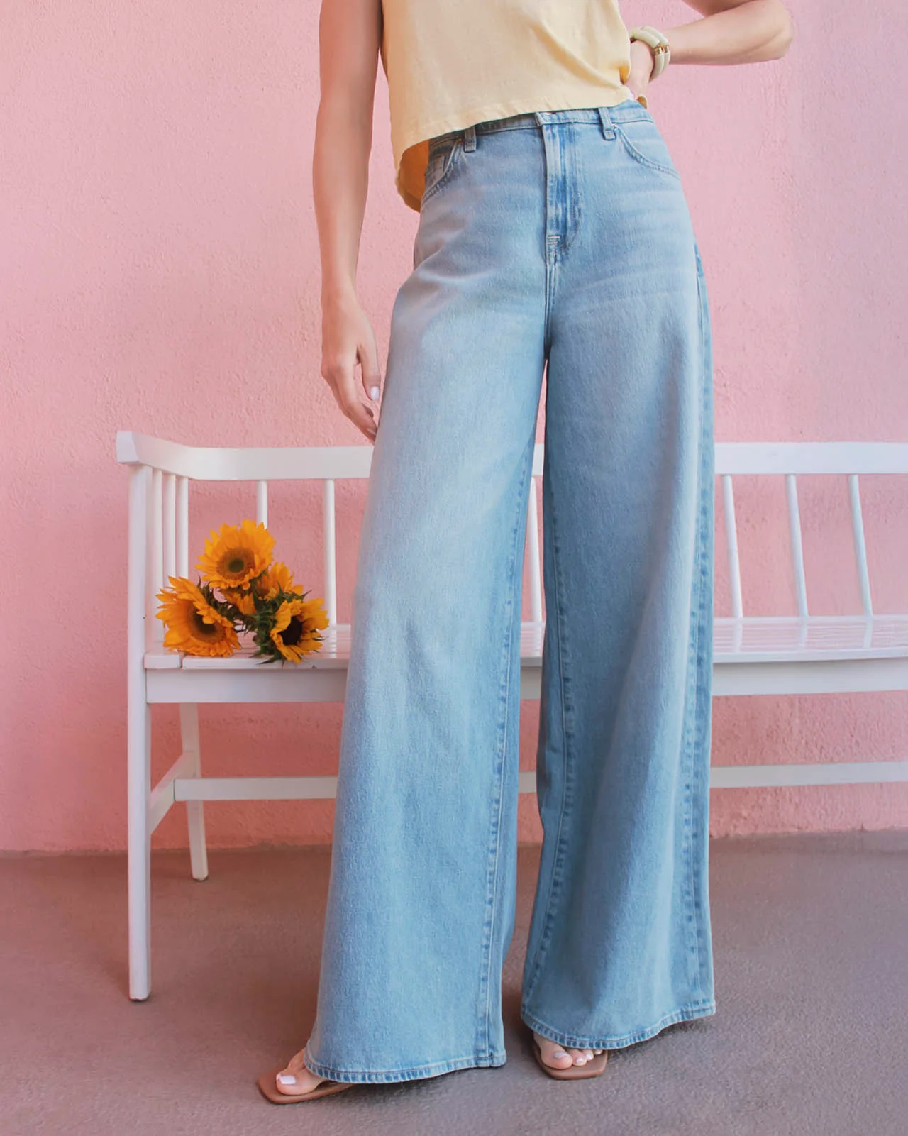 Ravyn Cuffed Wide Leg Jean in Light Wash