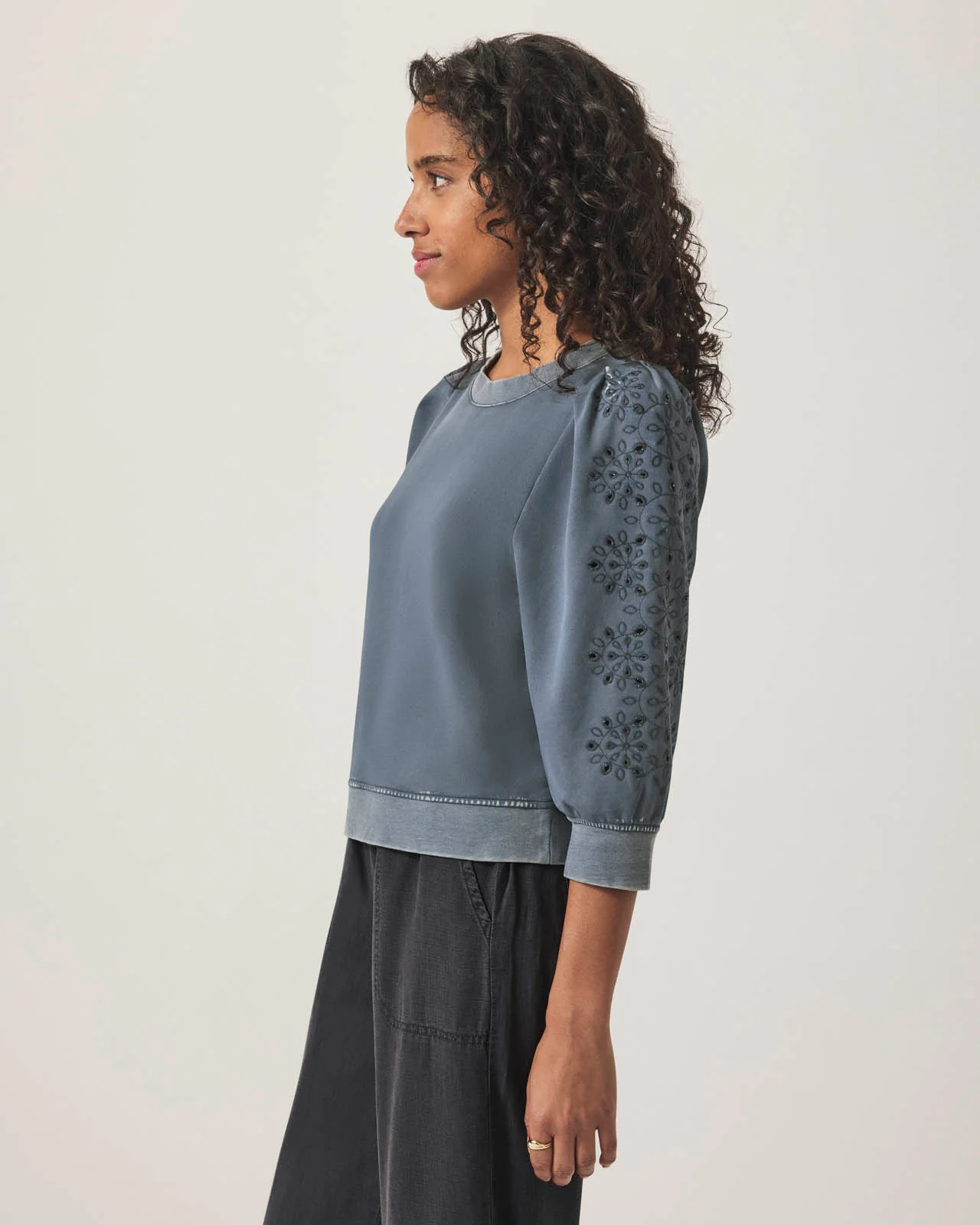 Rory Embroidered Sweatshirt - Image 10