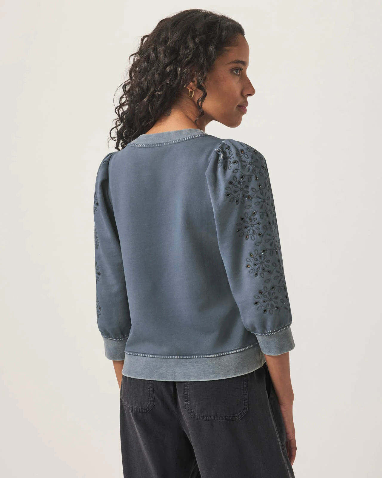 Rory Embroidered Sweatshirt - Image 11