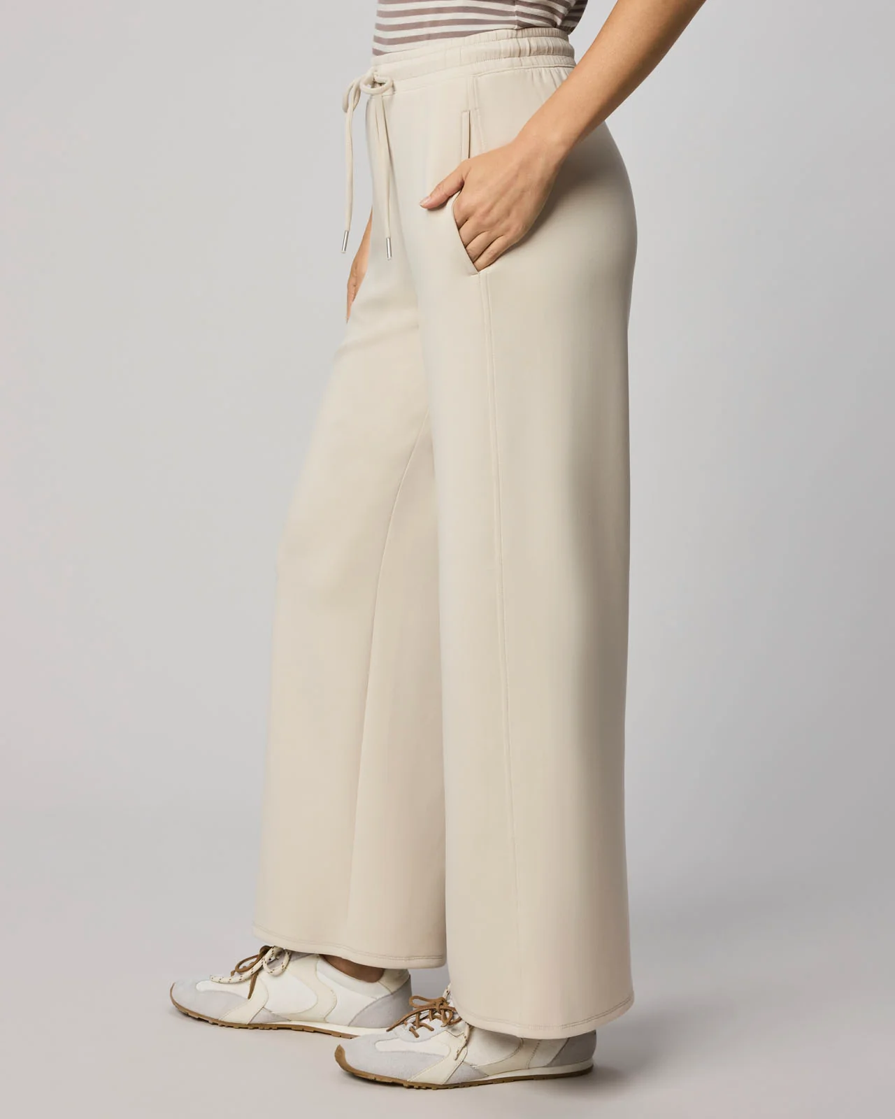Scubasoft Wide Leg Pant - Image 10