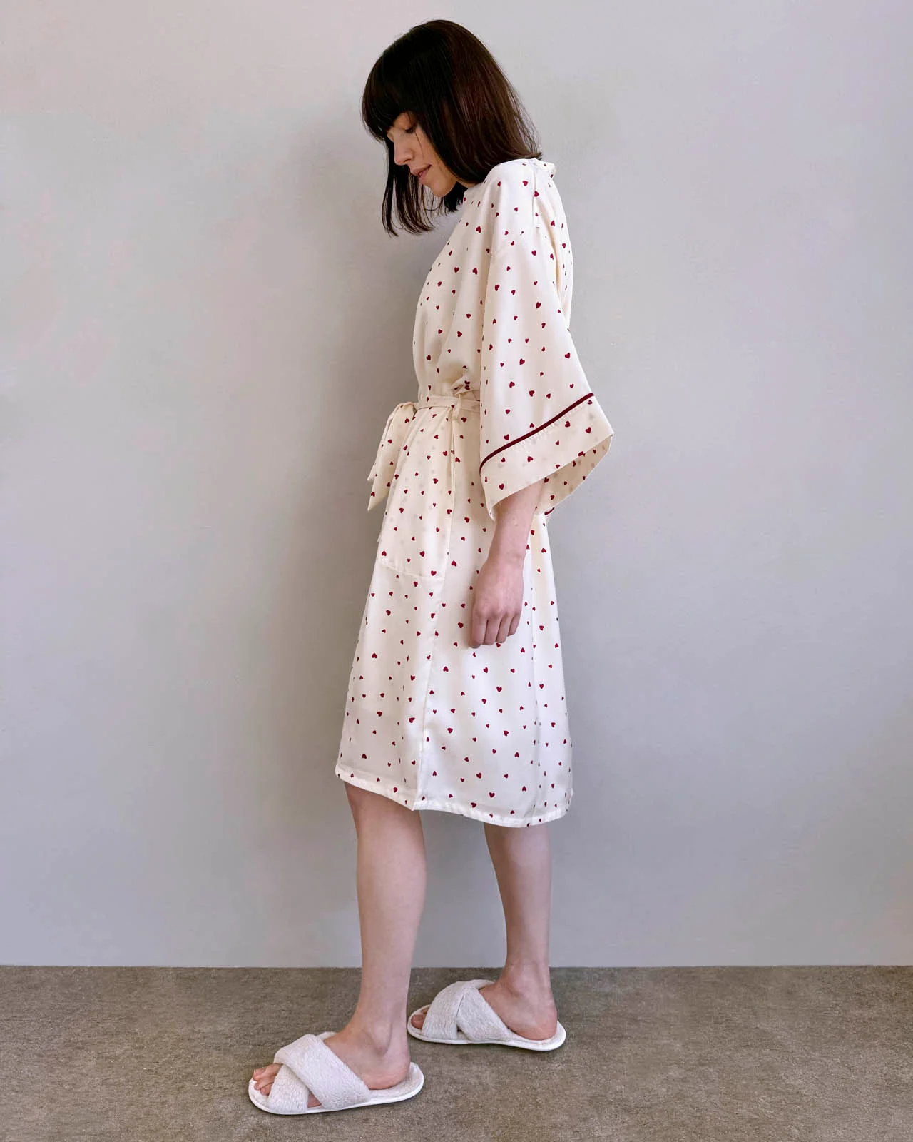 Small Heart Toss Satin Silk Robe - Image 3