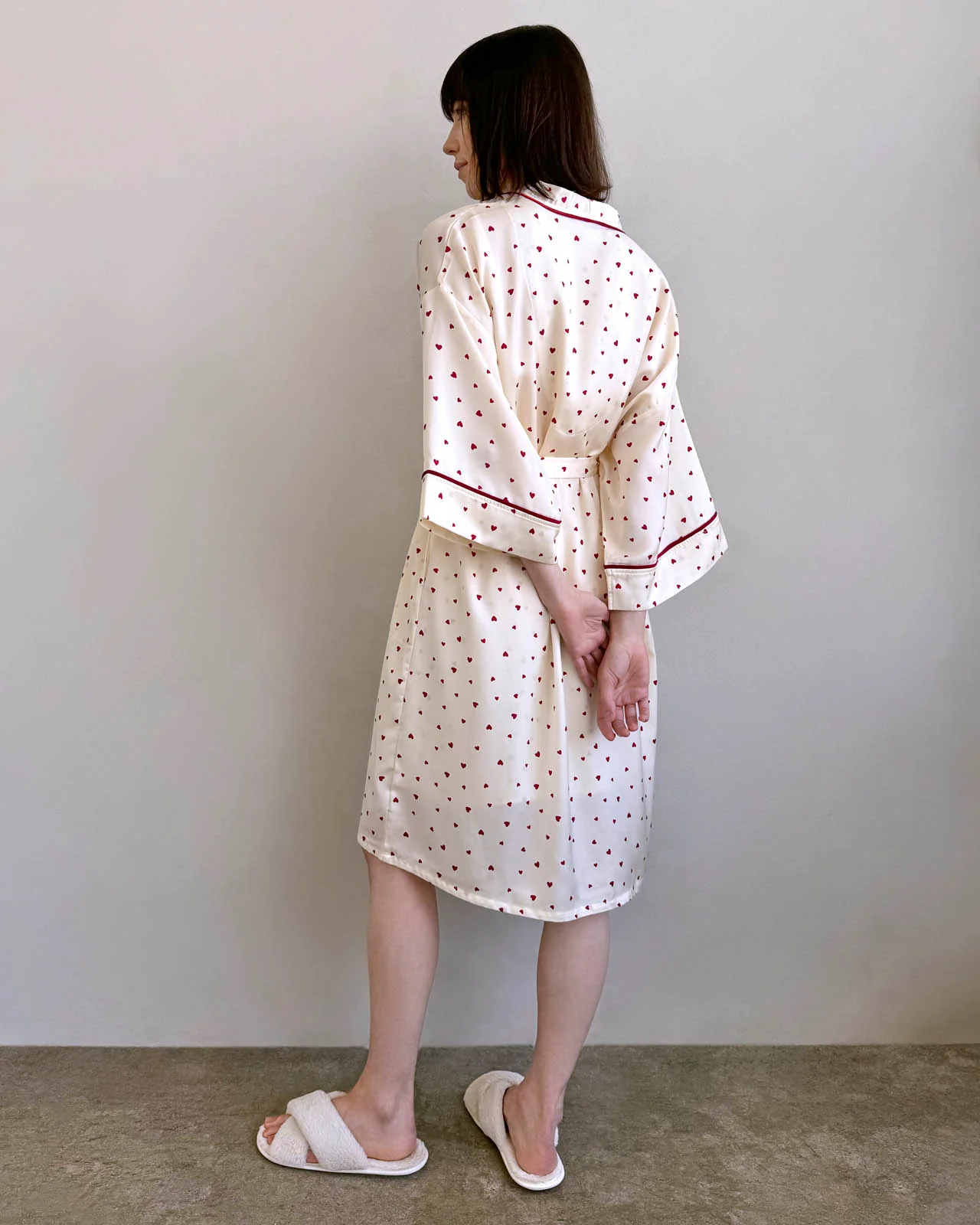 Small Heart Toss Satin Silk Robe - Image 4
