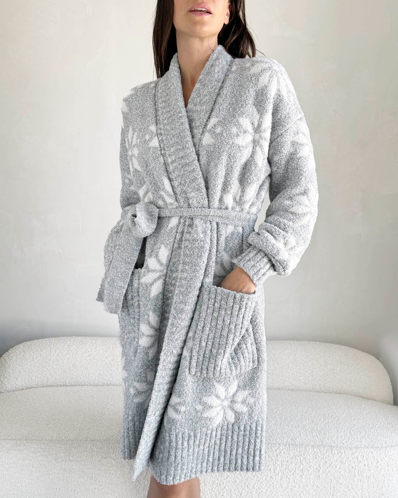 Snowflake Pomona Fuzzy Robe - Image 3