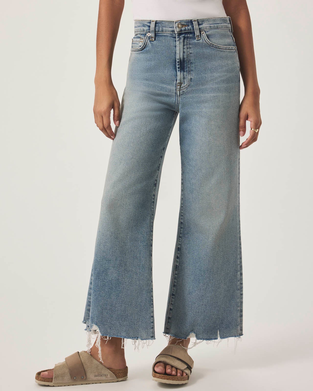 Cropped Wide Leg Jean