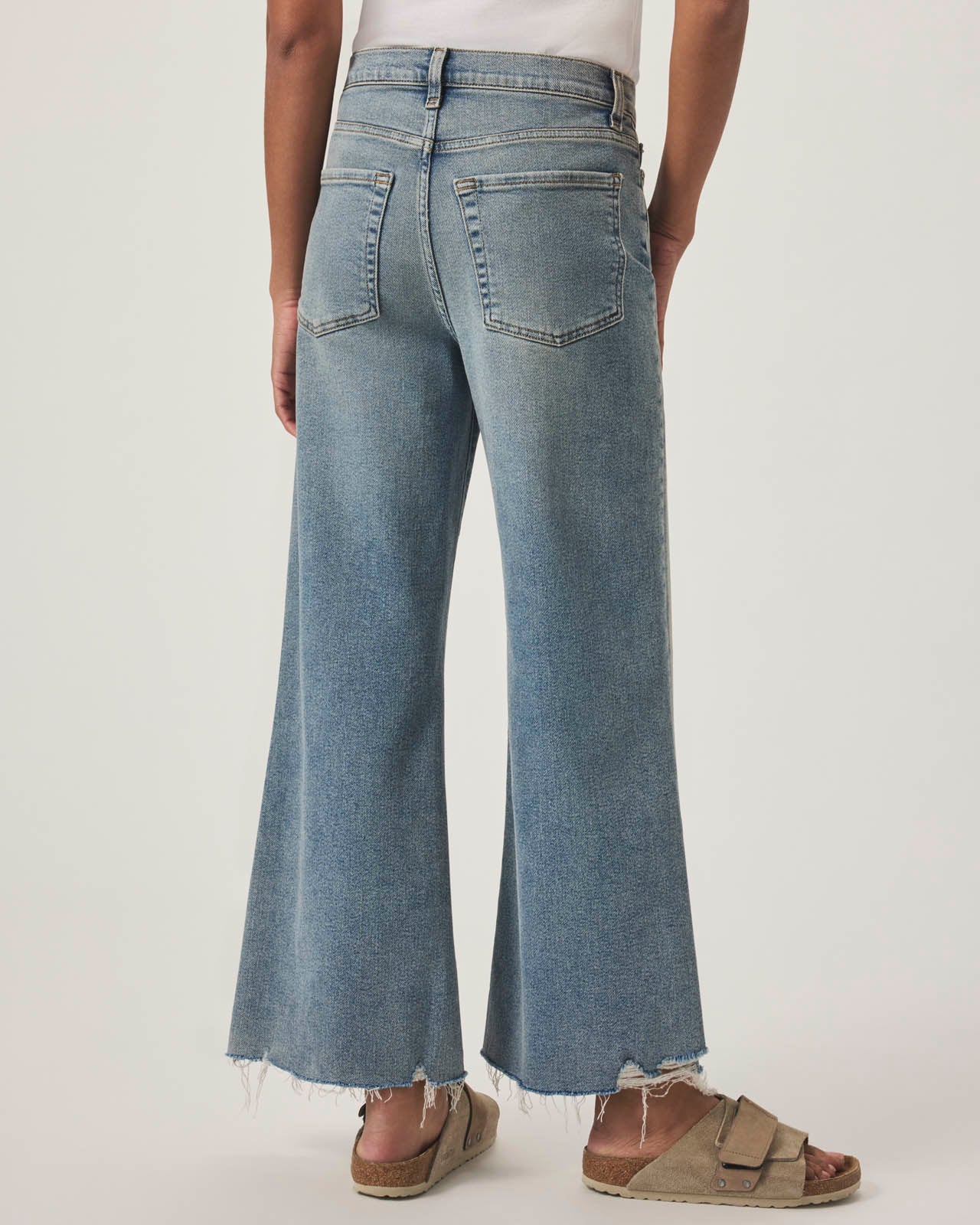 Cropped Wide Leg Jean - Image 4