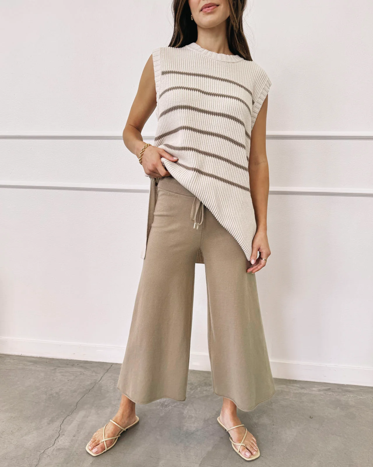 Splendid x @Cellajaneblog Crop Sweater Pant - Image 13