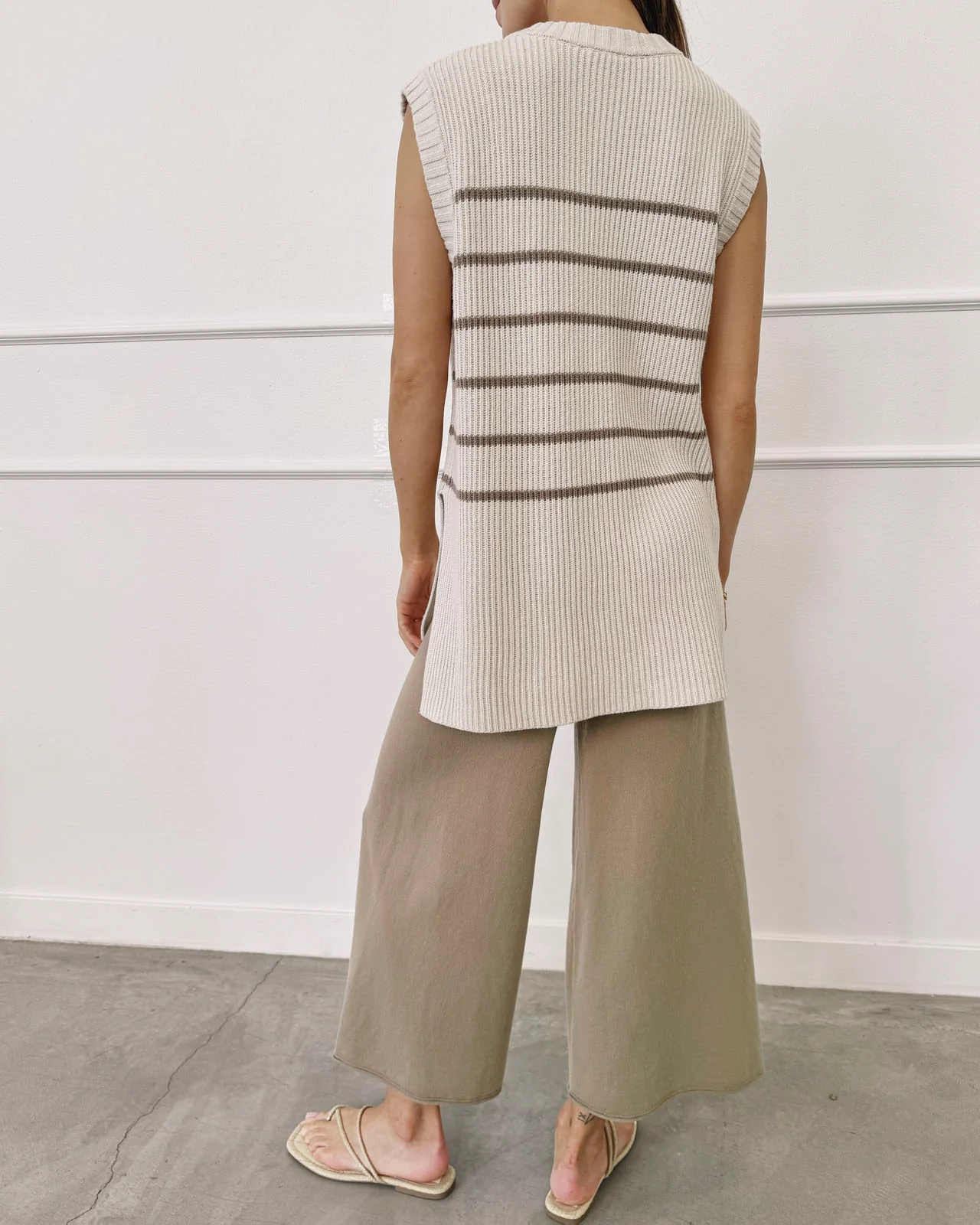 Splendid x @Cellajaneblog Crop Sweater Pant - Image 14