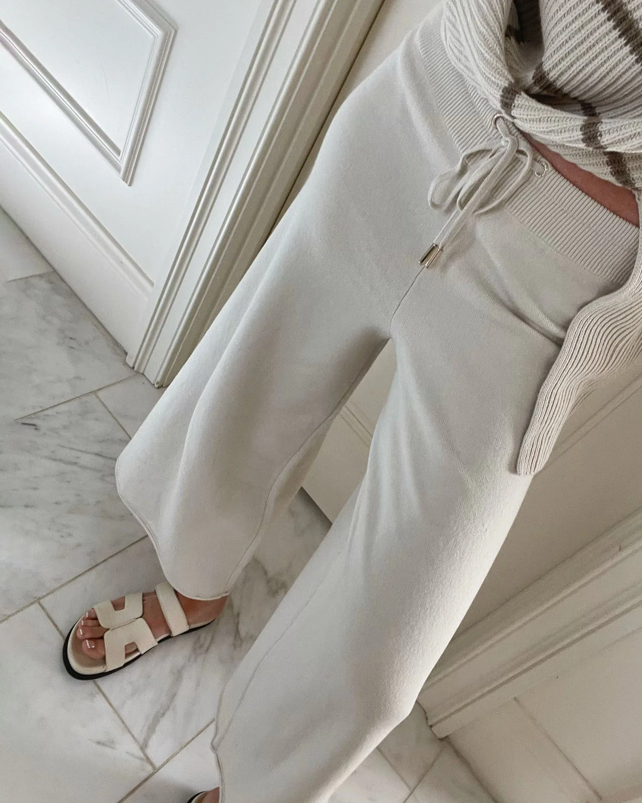 Splendid x @Cellajaneblog Crop Sweater Pant - Image 2