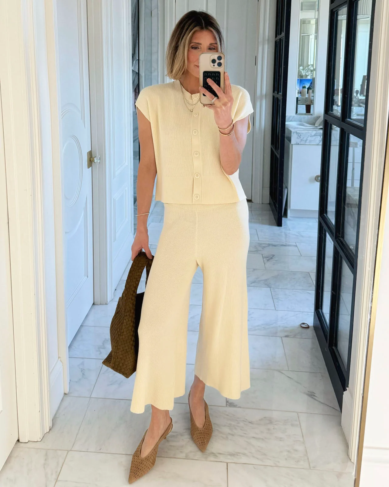 Splendid x @Cellajaneblog Sleeveless Cardi - Image 3