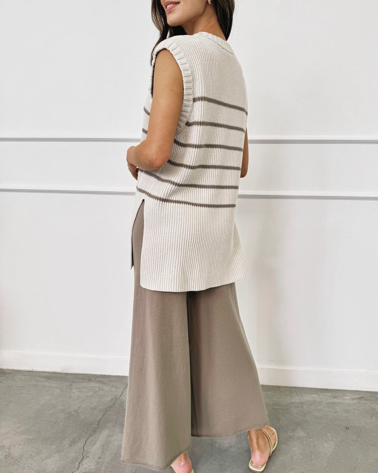 Splendid x @Cellajaneblog Tunic Sweater Vest - Image 4