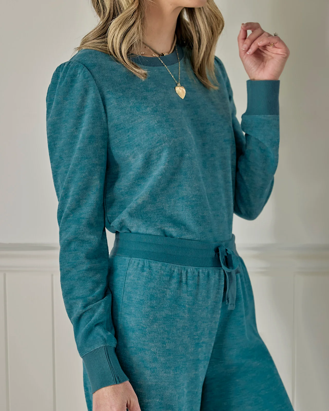 Splendid x Charli Evans Puff Sleeve Top - Image 3