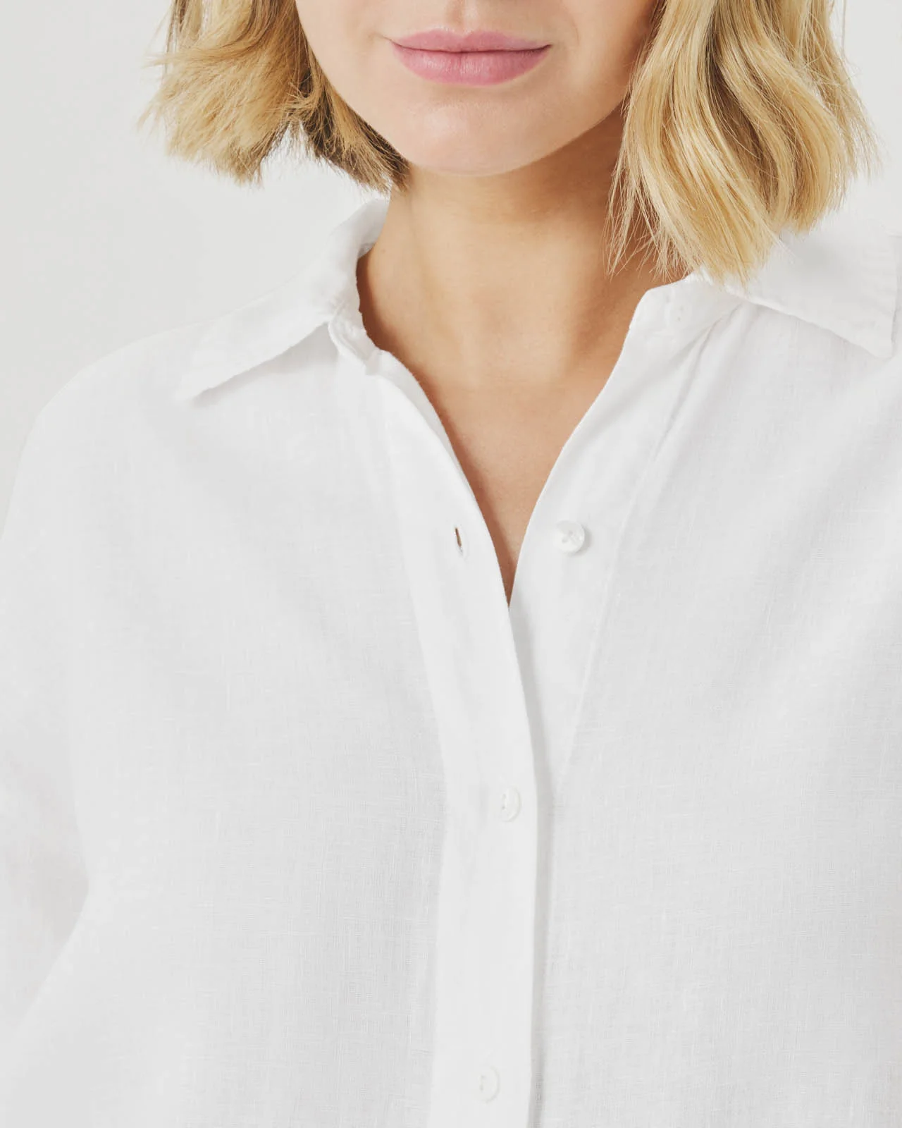 Stella Linen Button Down - Image 15