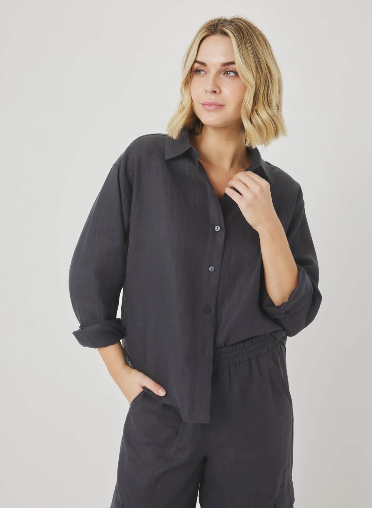 Stella Linen Button Down - Image 2