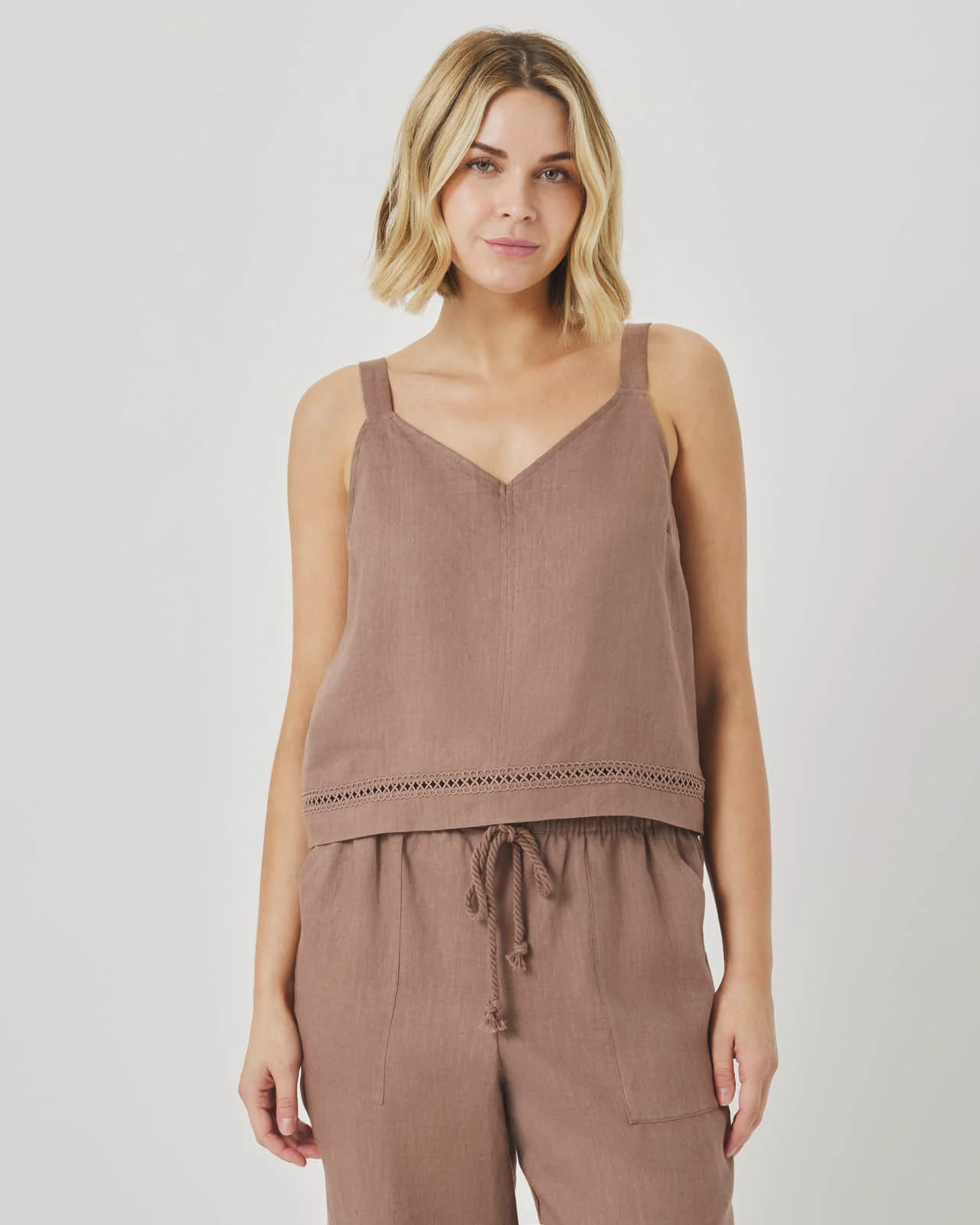 Stella Linen Trim Tank - Image 3