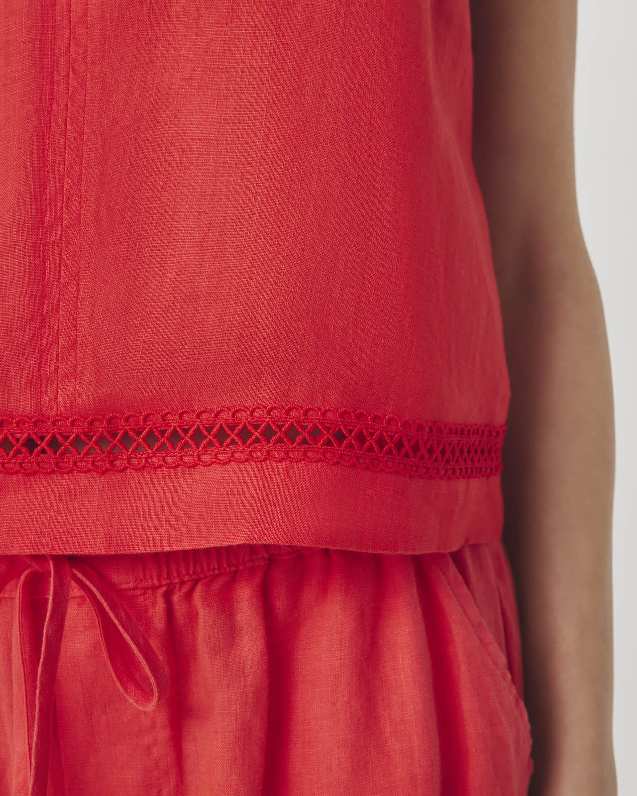 Stella Linen Trim Tank - Image 8