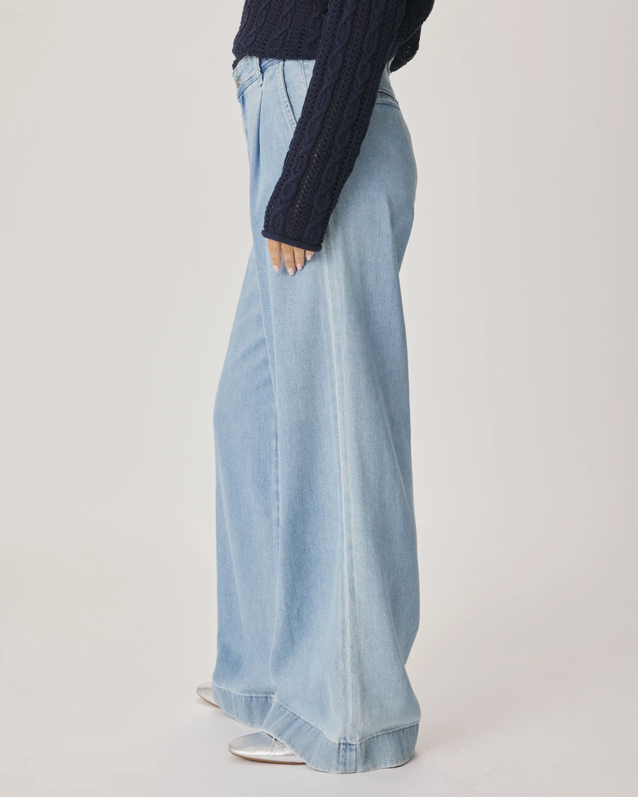 Suki Denim Trouser in Light Wash - Image 4