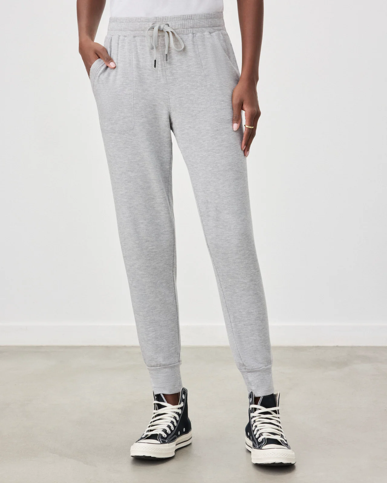 Supersoft Jogger - Image 11