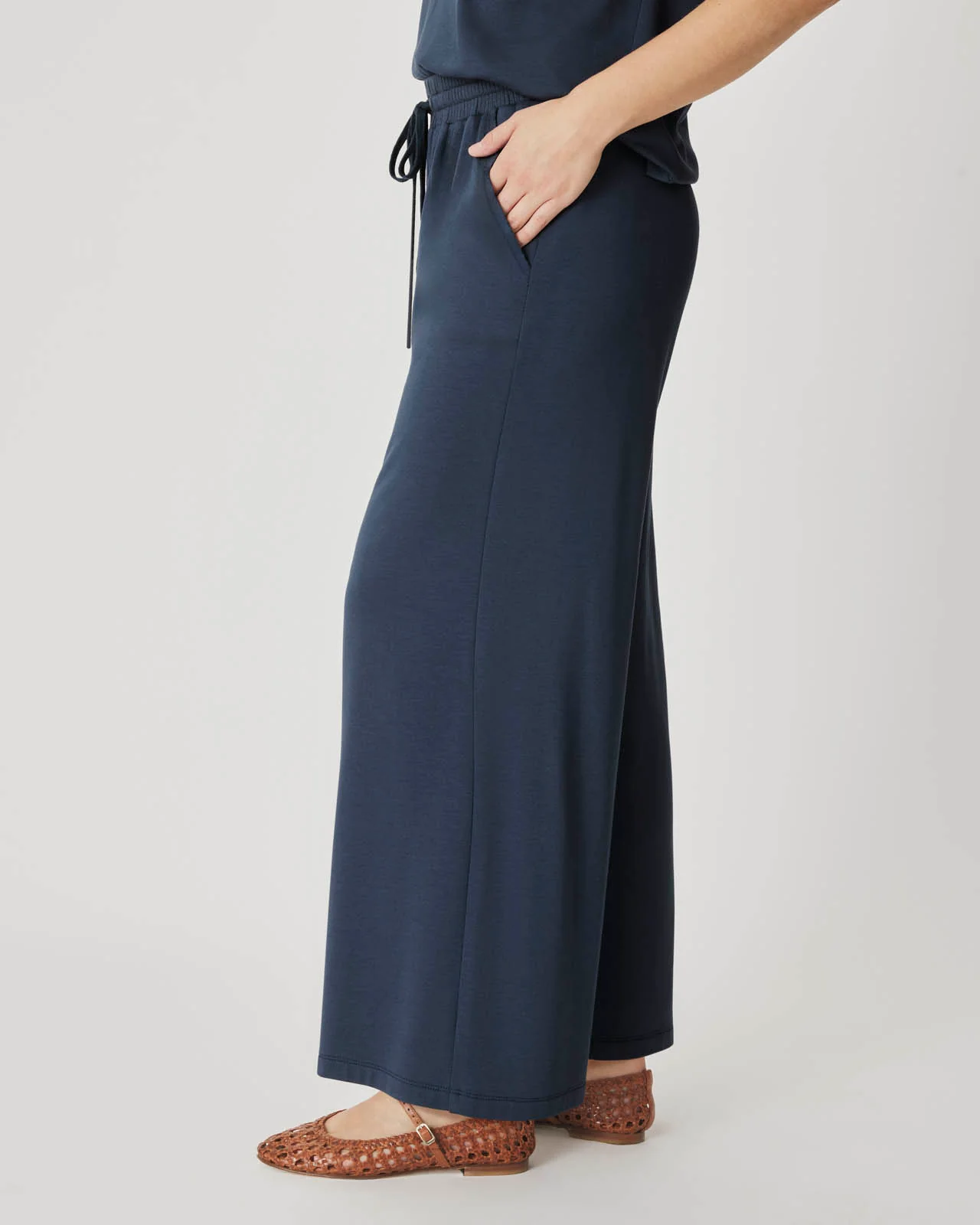 Supersoft Jada Sweatpant - Image 9