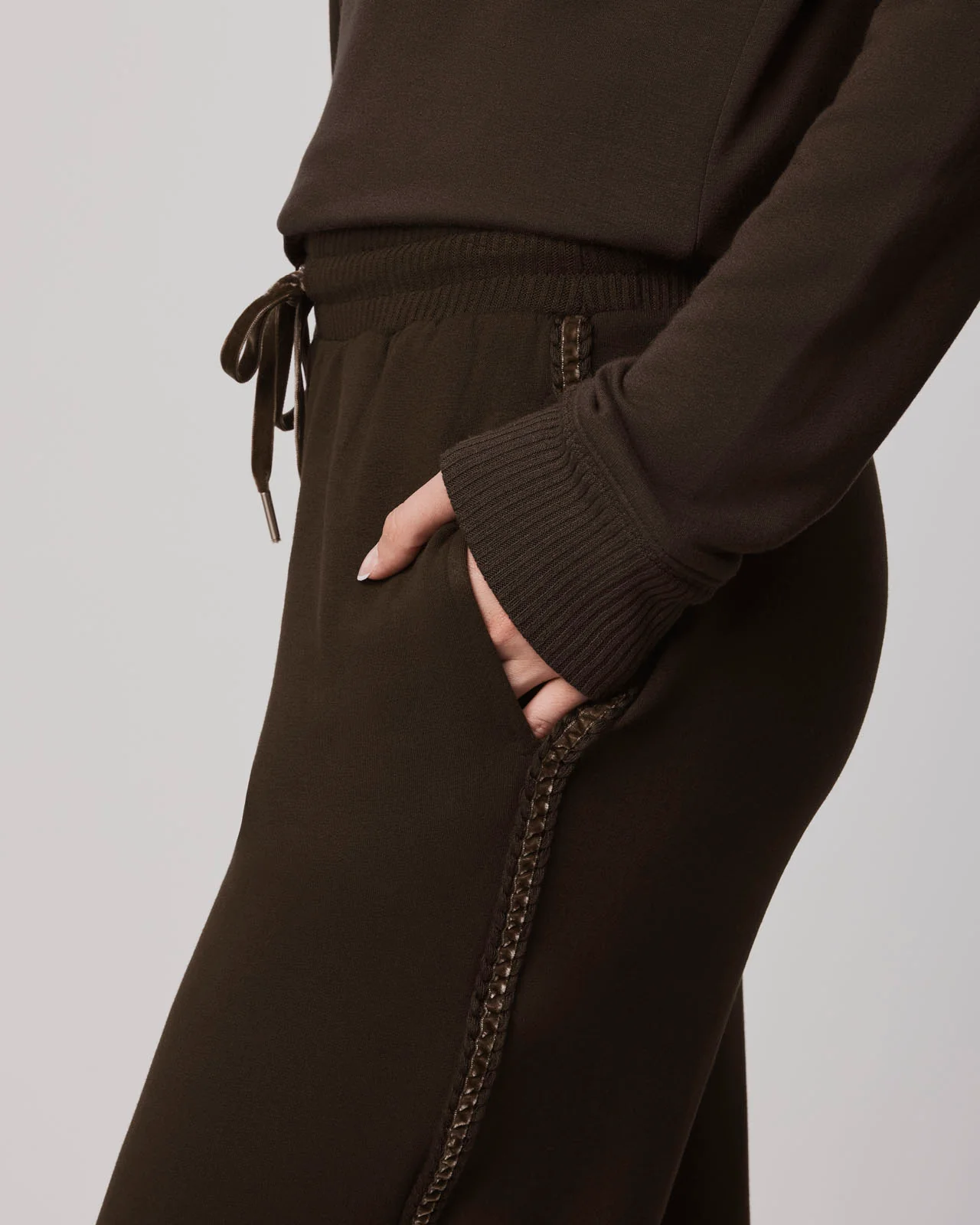 Supersoft Trim Jogger Using LENZING™ECOVERO™ Fibers - Image 7